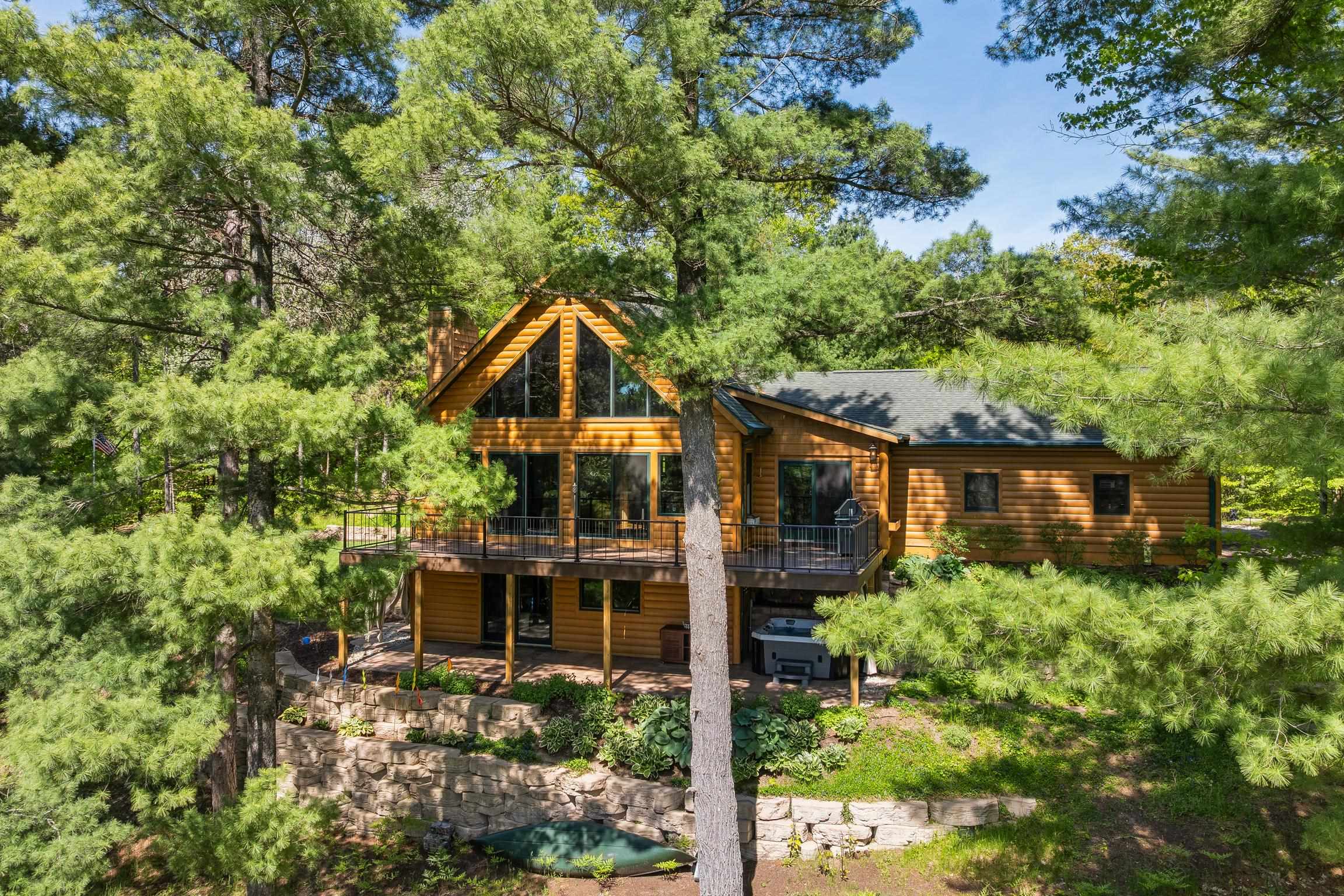 4648 Truax Lake