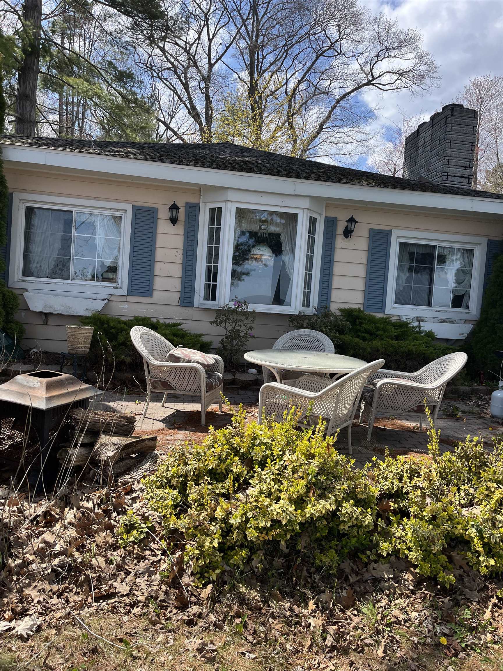 2374 Northeast DR