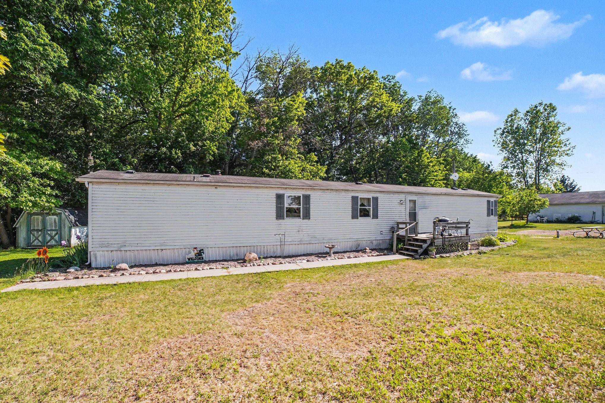 9365 W North County Line