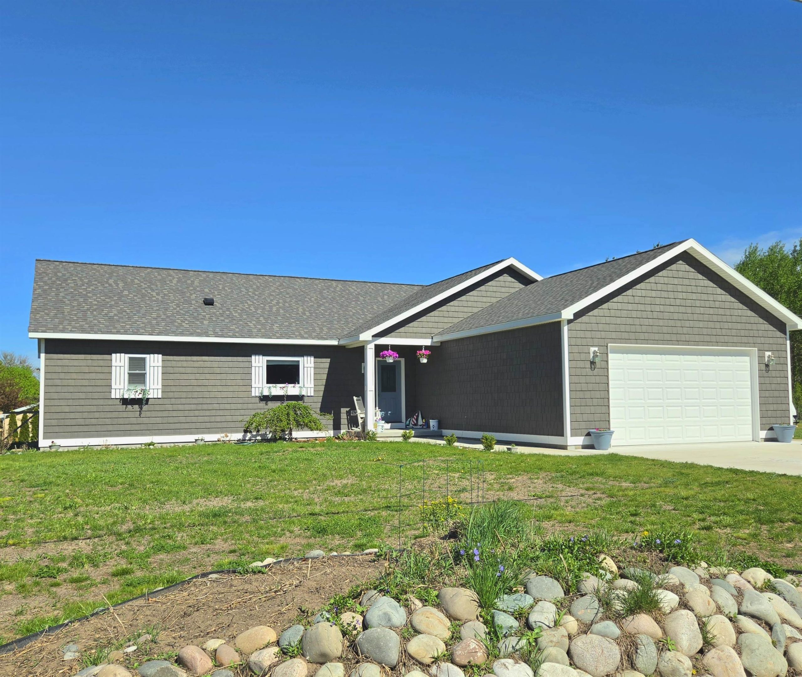 7580 W Cedar Lake