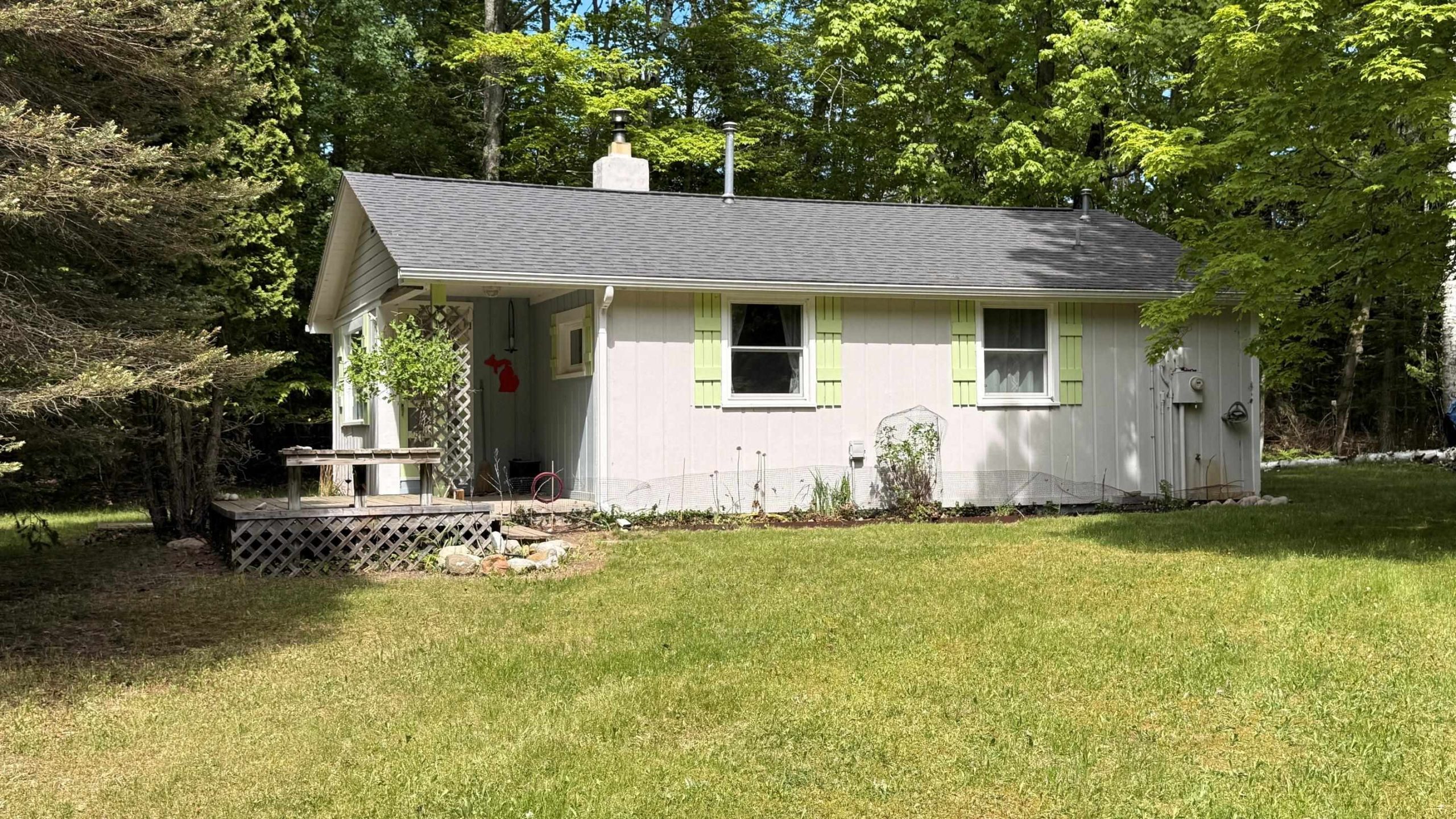12851 Manitou TRL