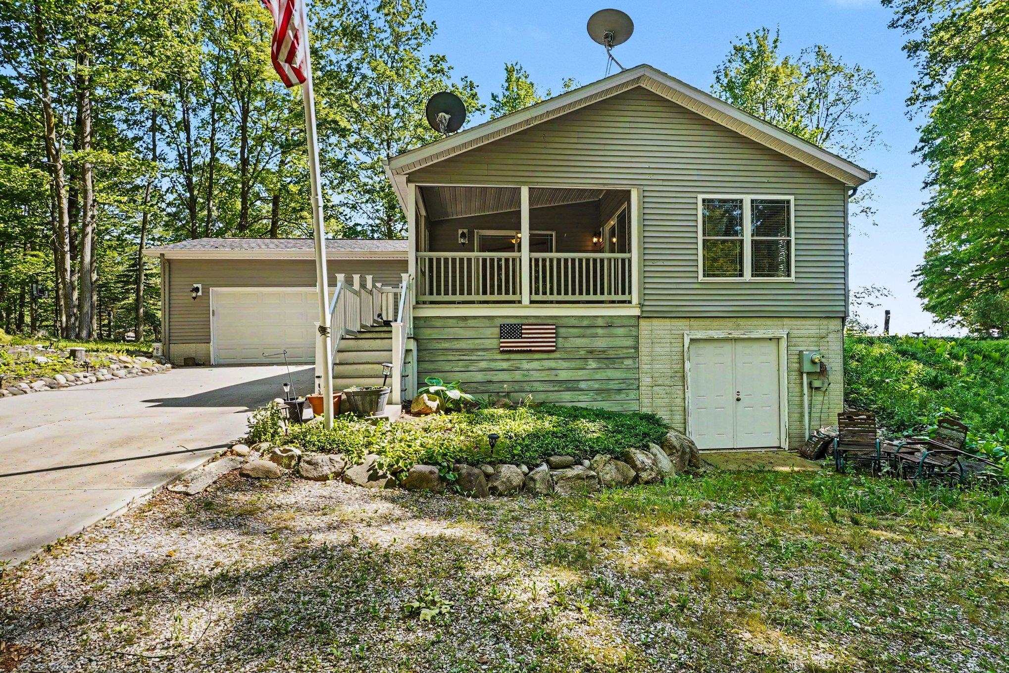 3434 Maple