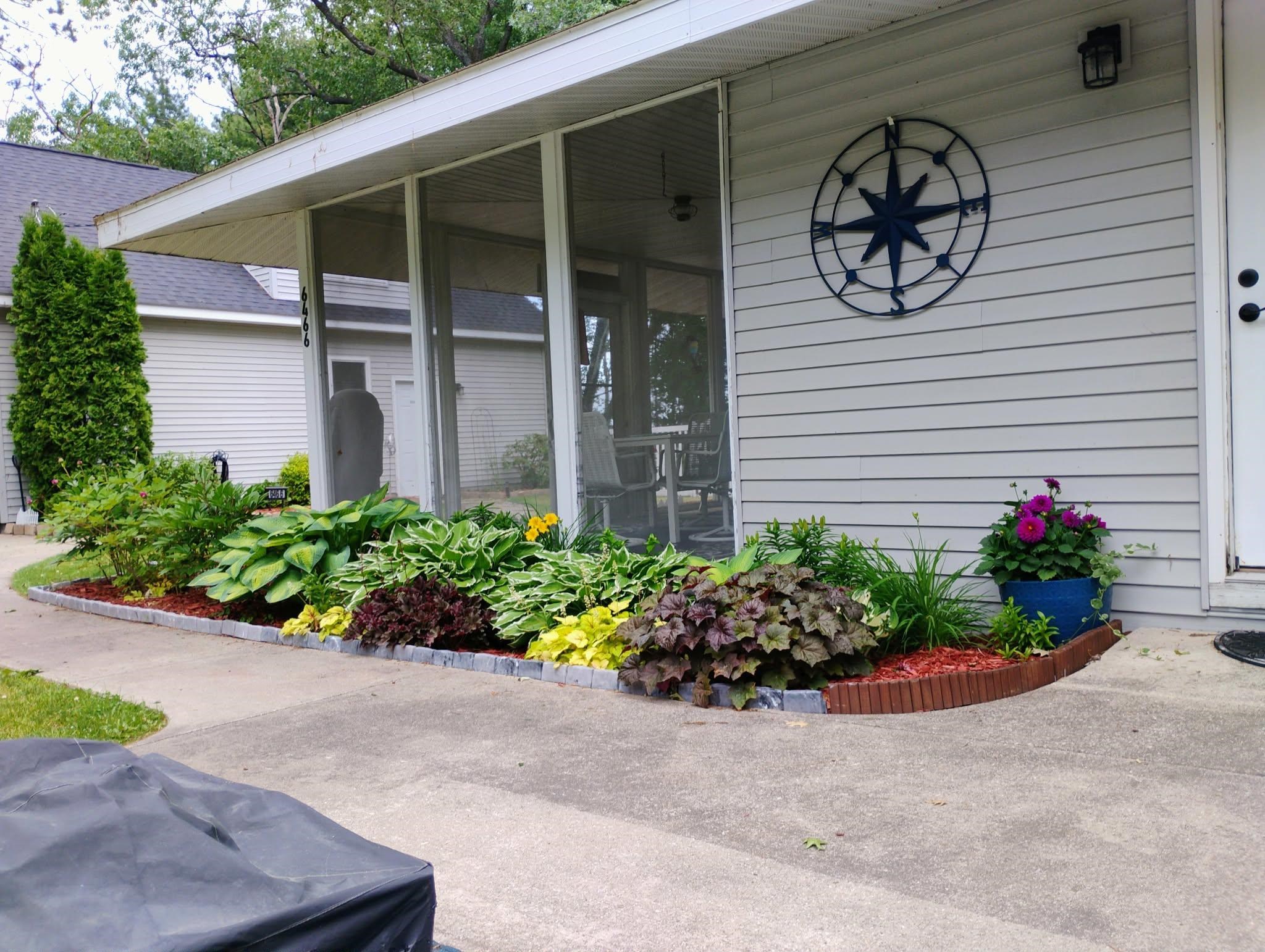 6466 Westshore