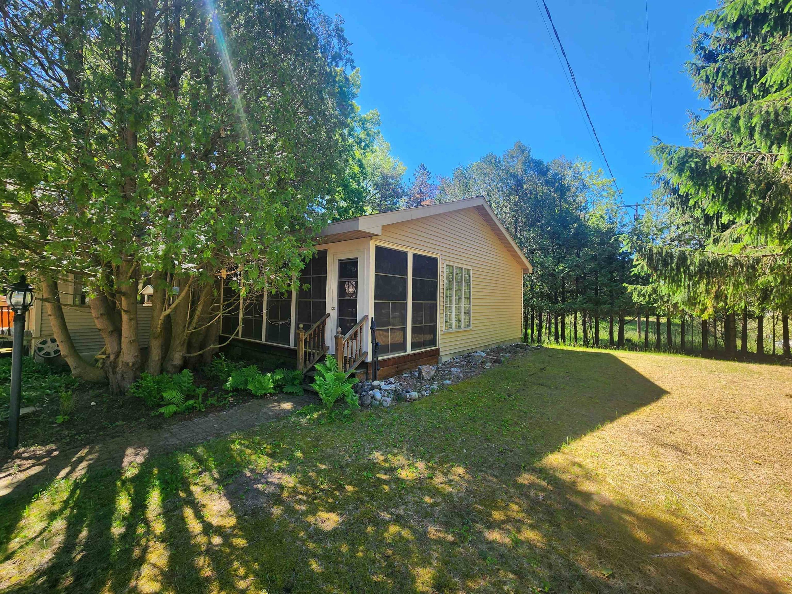 18219 Northwood