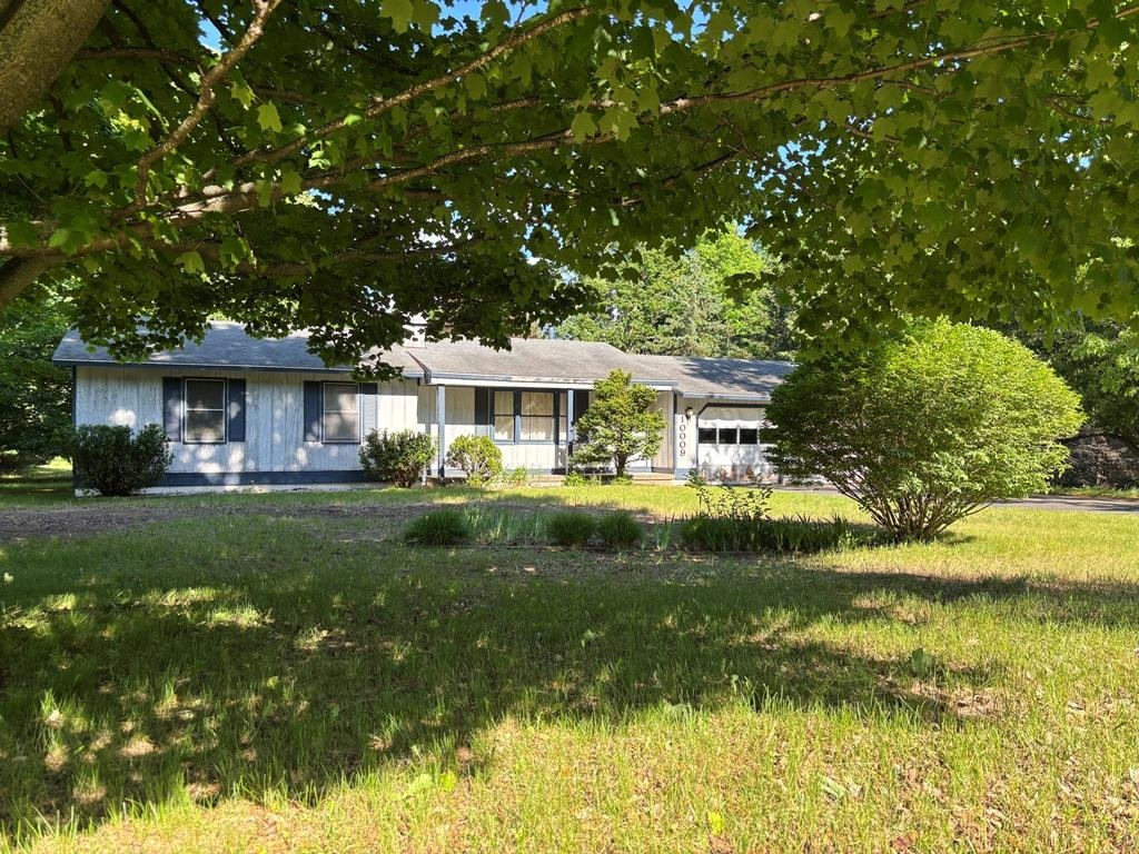 10009 E Lakeview Hills RD