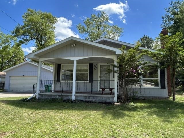 2424 Winona