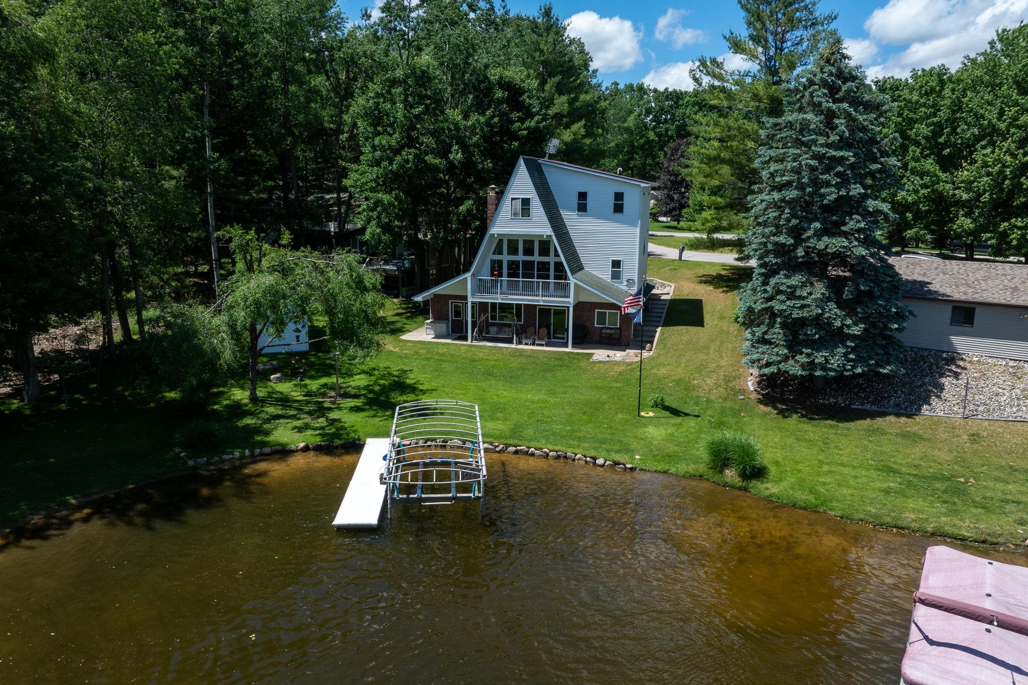 1032 Crown Pointe