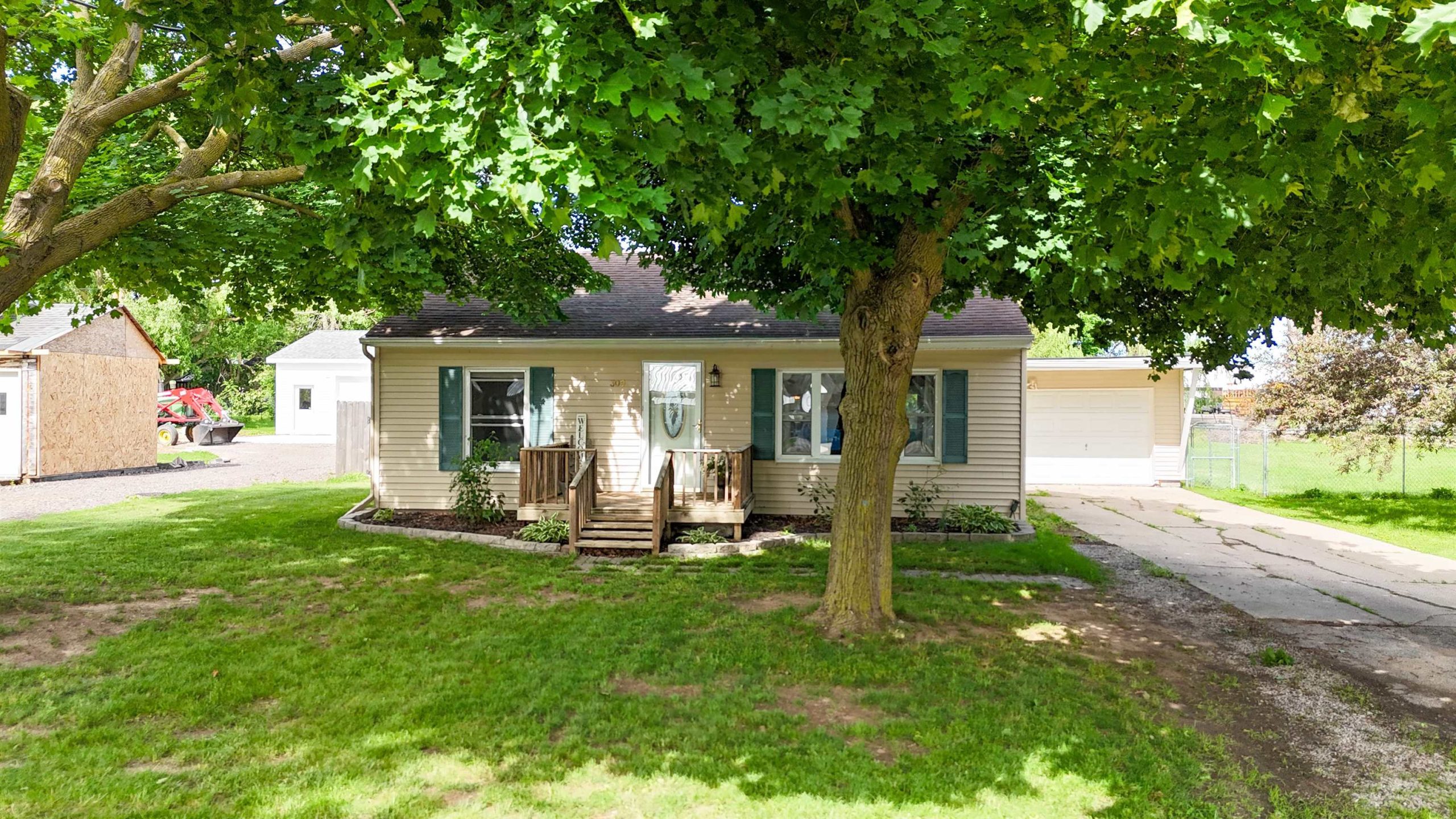 309 N 2nd