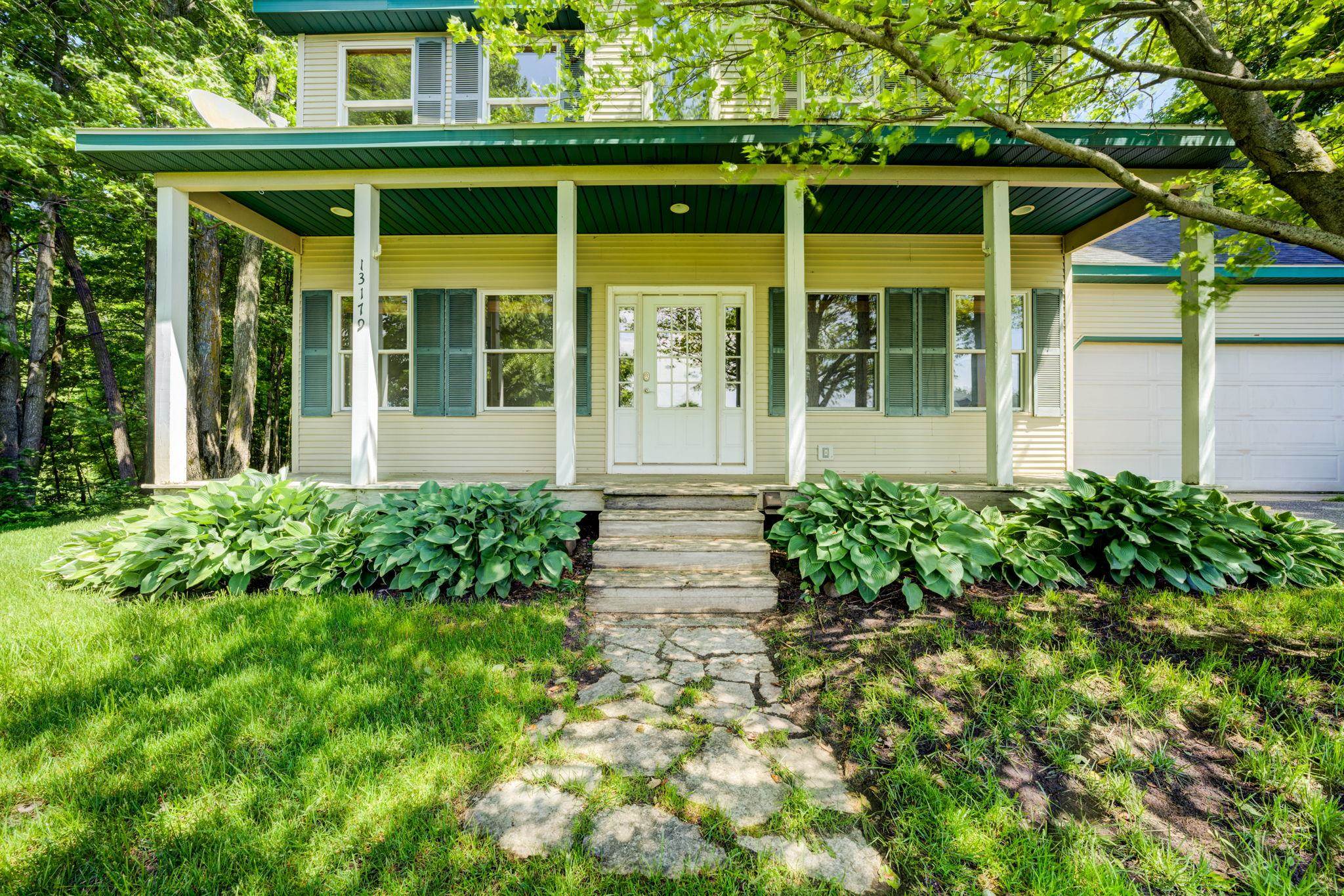 13179 S Martin