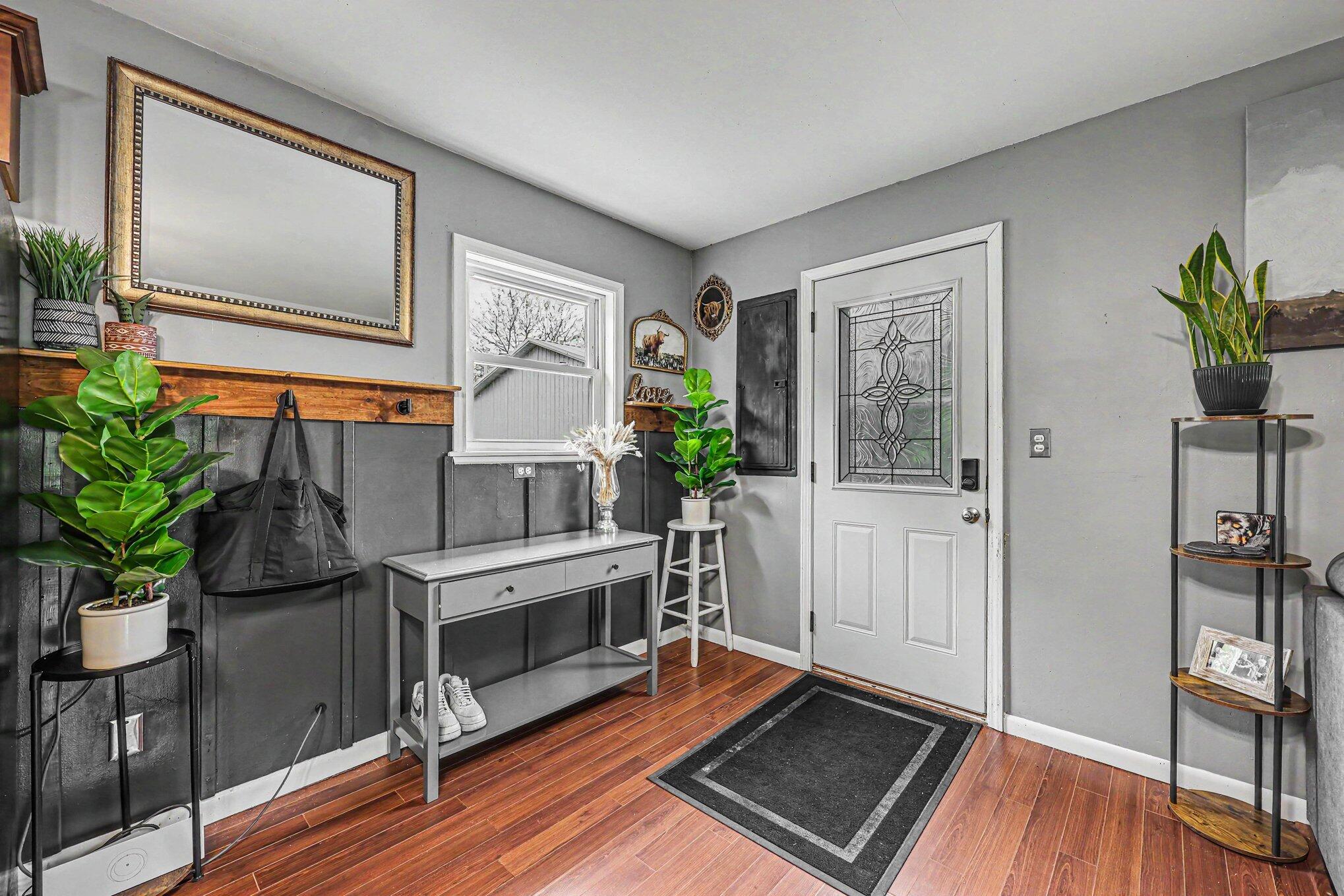 10085 Plank Road