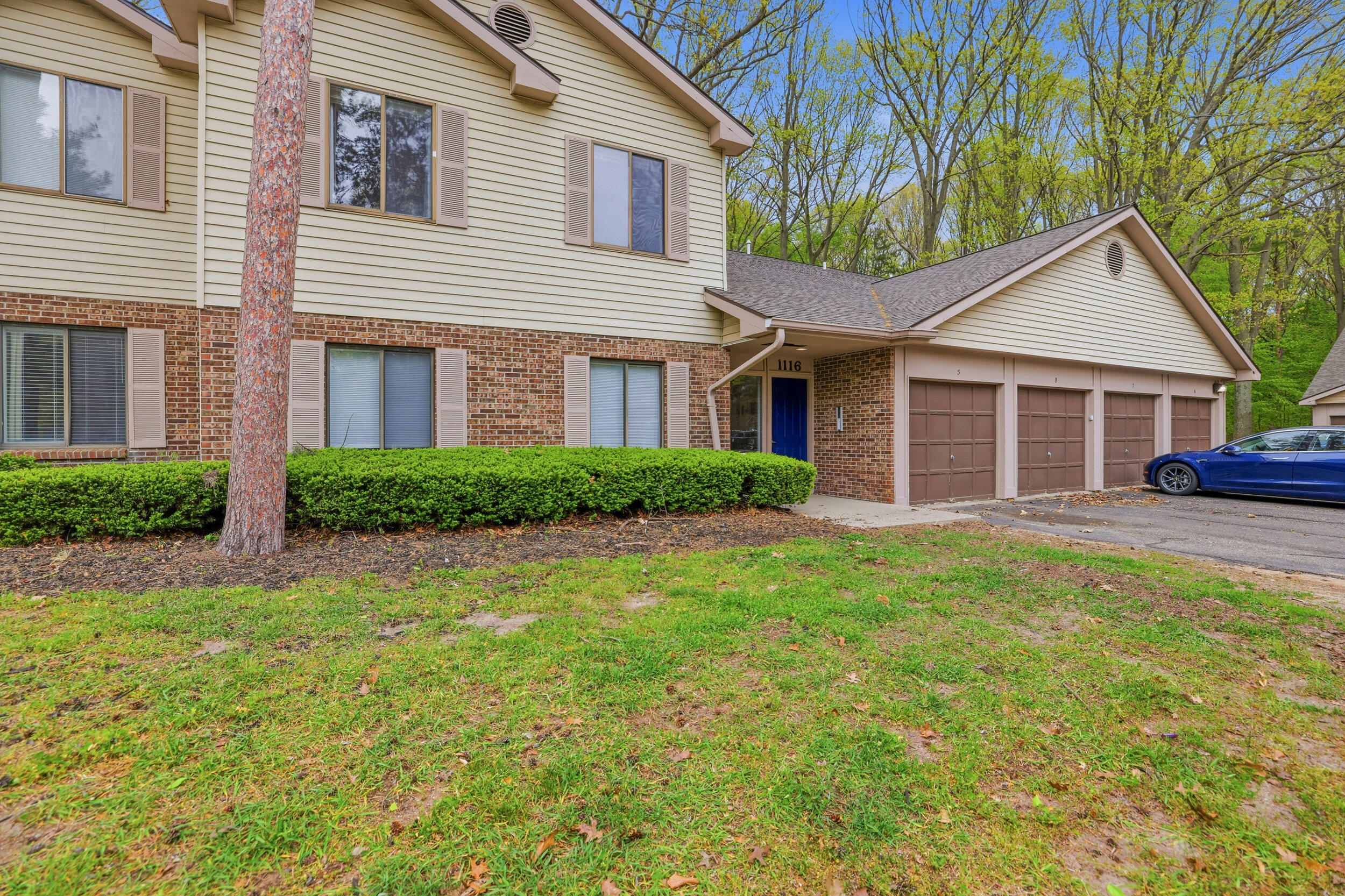 1116 Ambertrace Lane Unit: 7