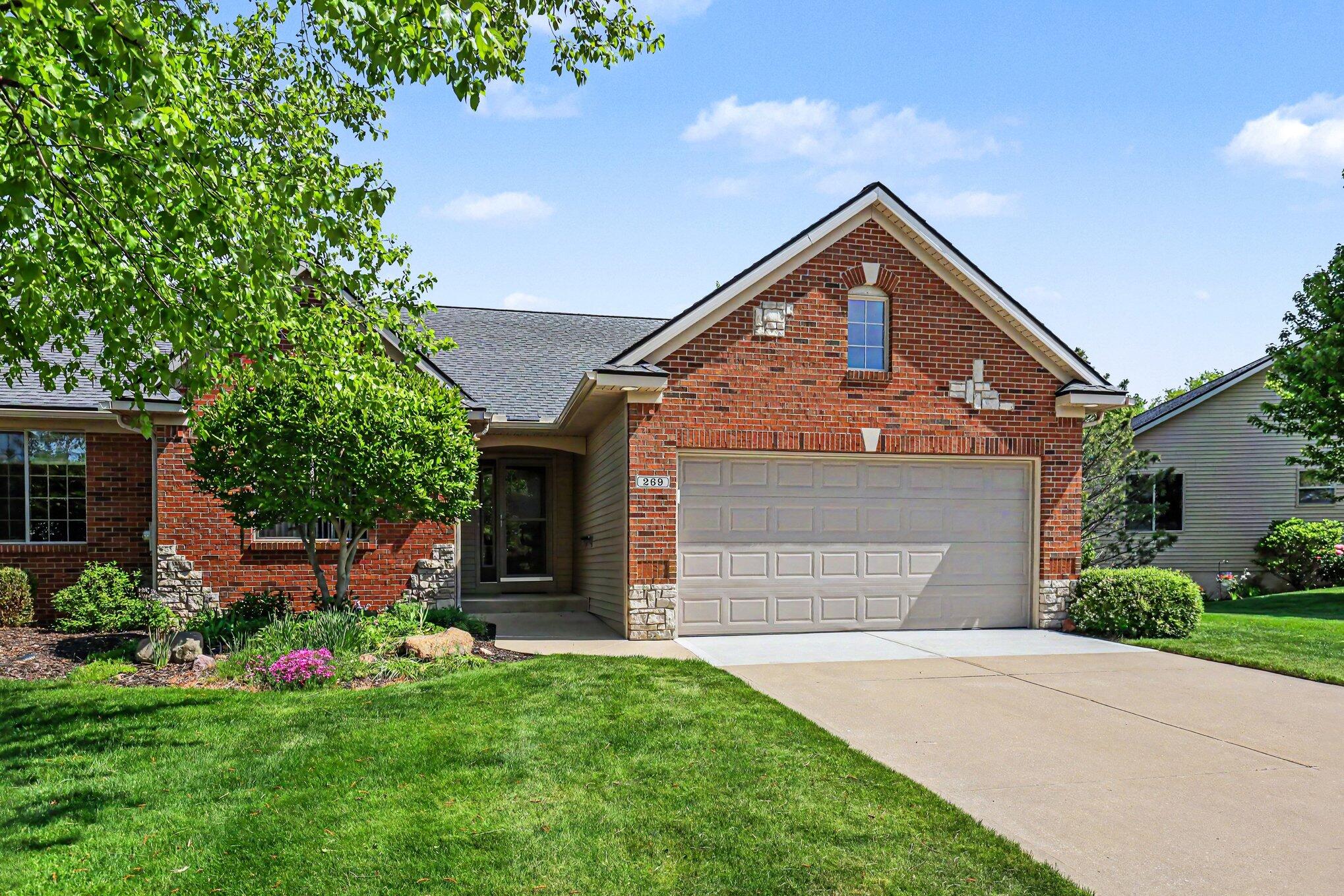269 Aleigha Court Unit: 24