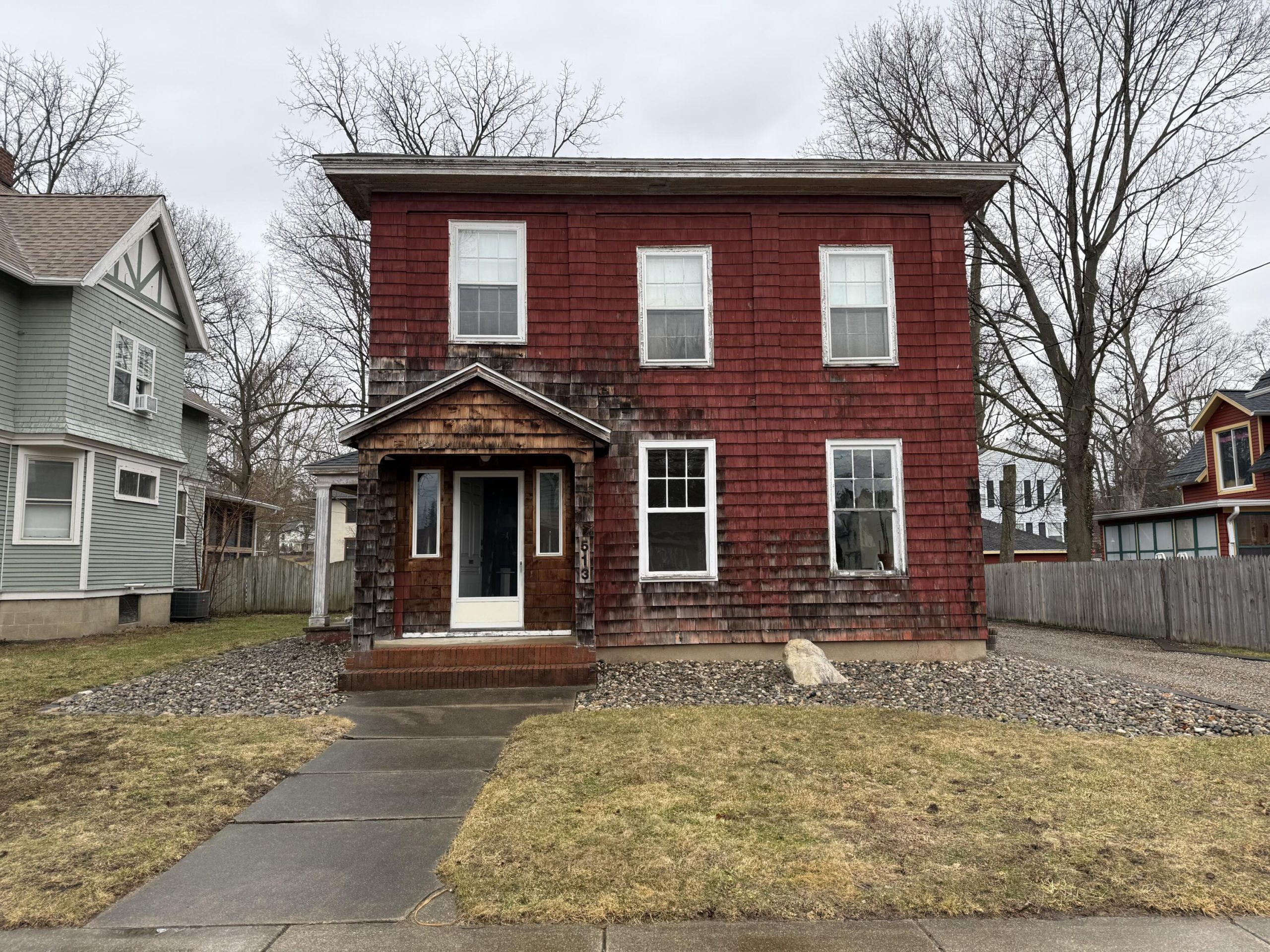 513 E Michigan Avenue