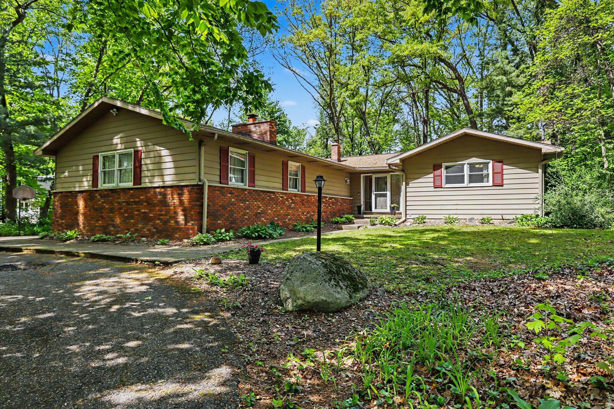 24234 Oak Lane