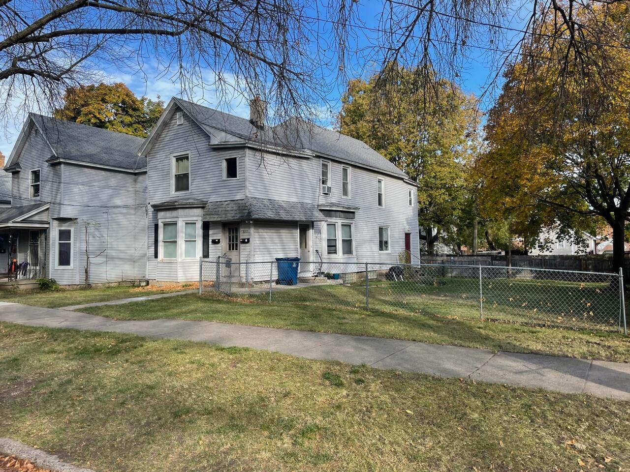 820 McReynolds Avenue NW