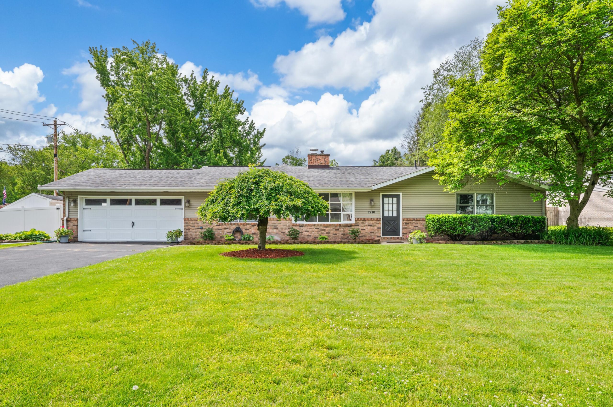 1710 Redwood Drive