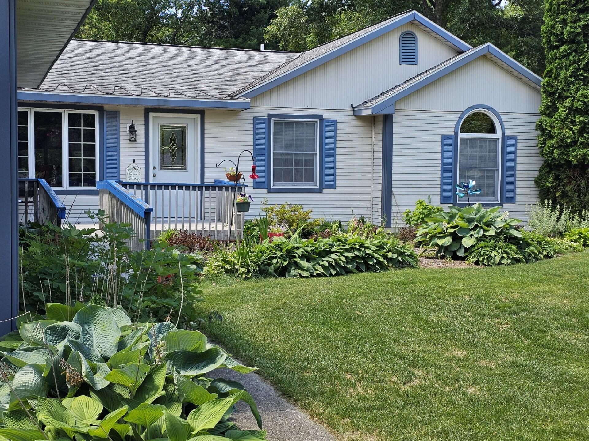 6827 Tranquil Trail