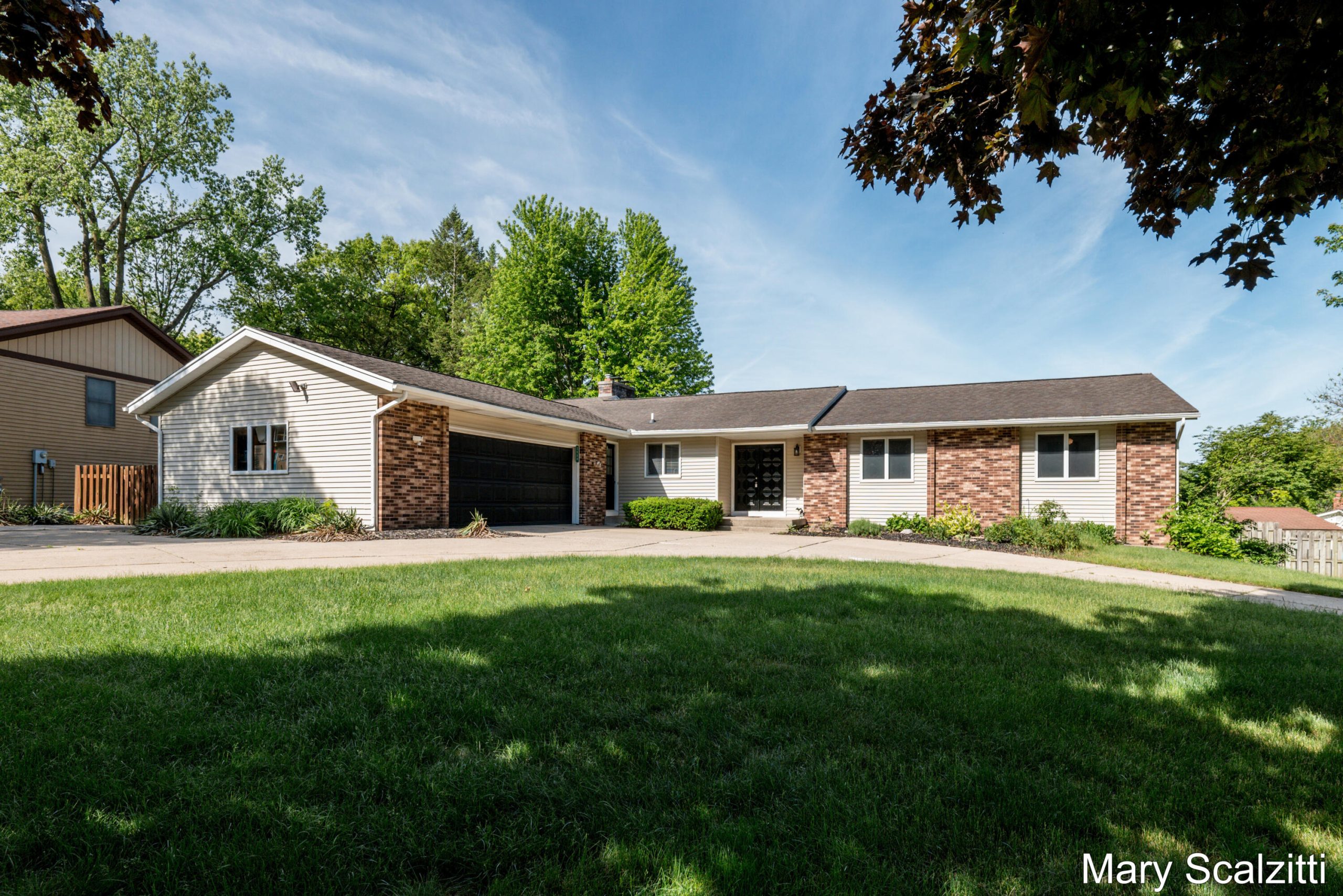 2650 Oldepointe Drive NE