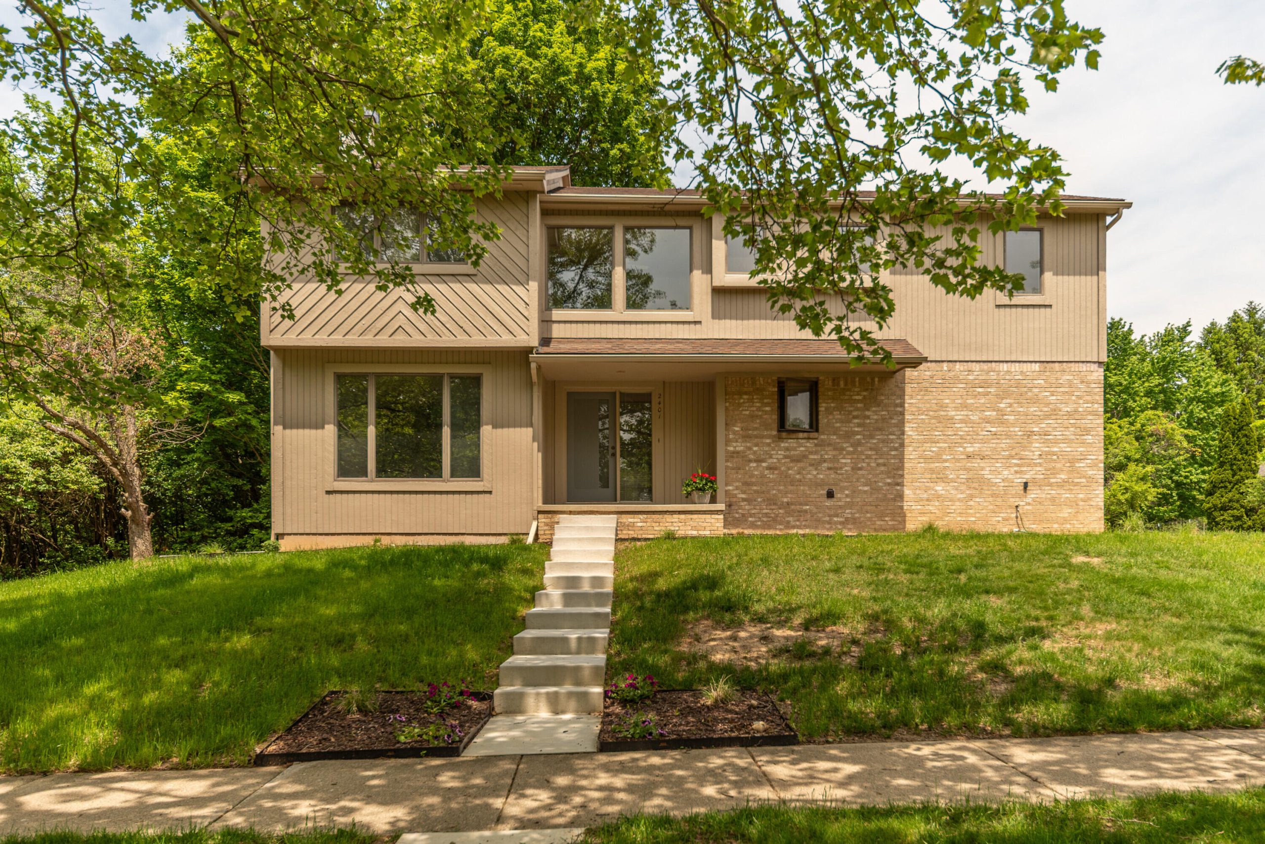 2401 Placid Way