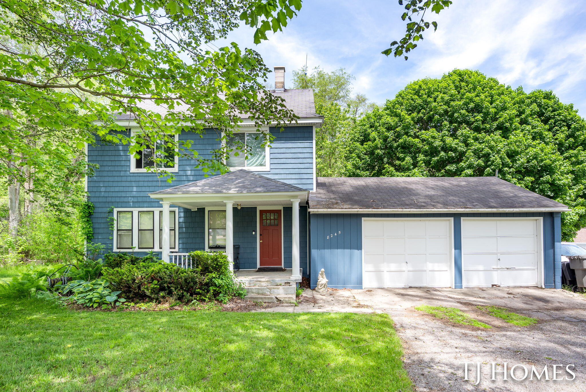 8245 45th Street SE