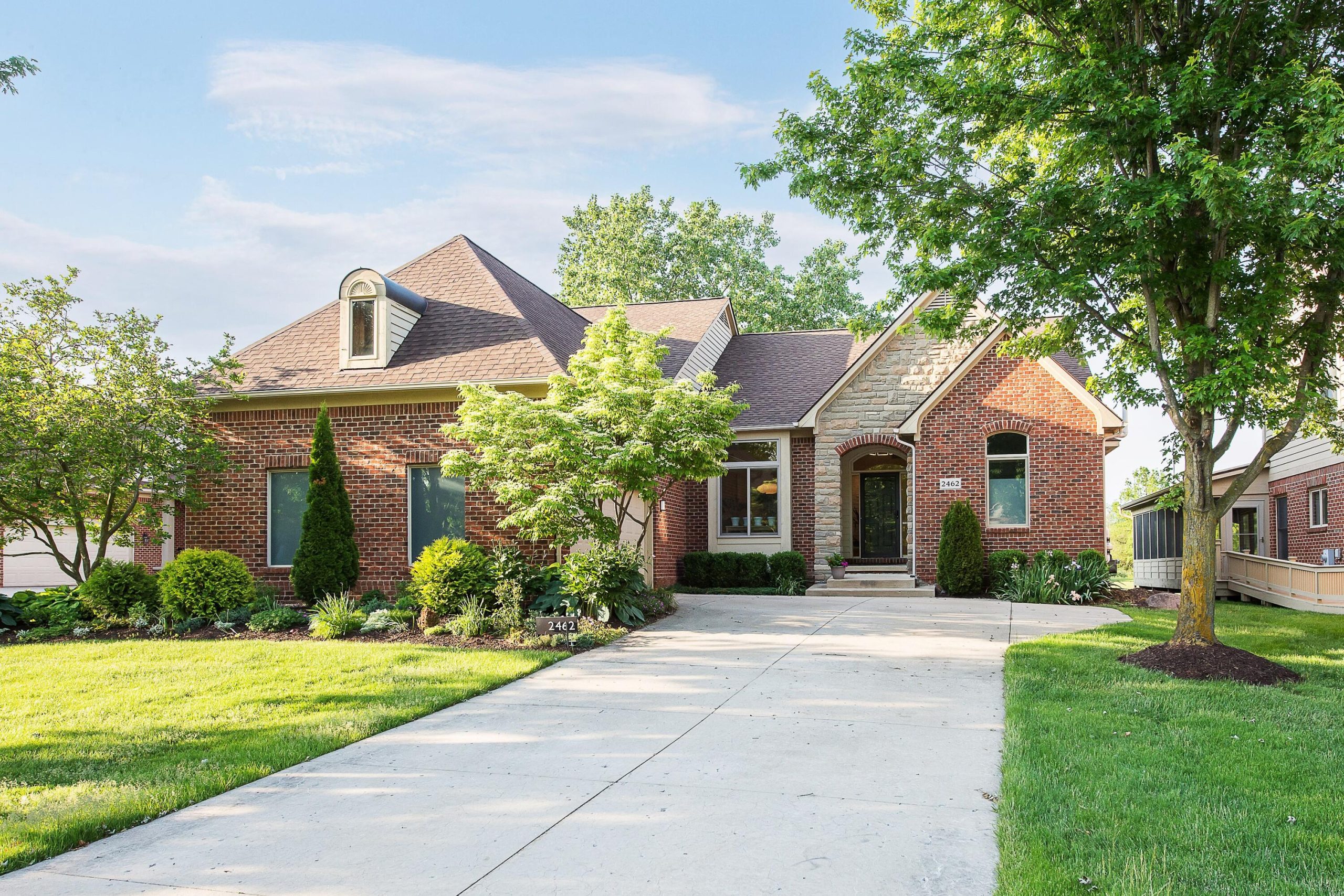 2462 Winged Foot Court