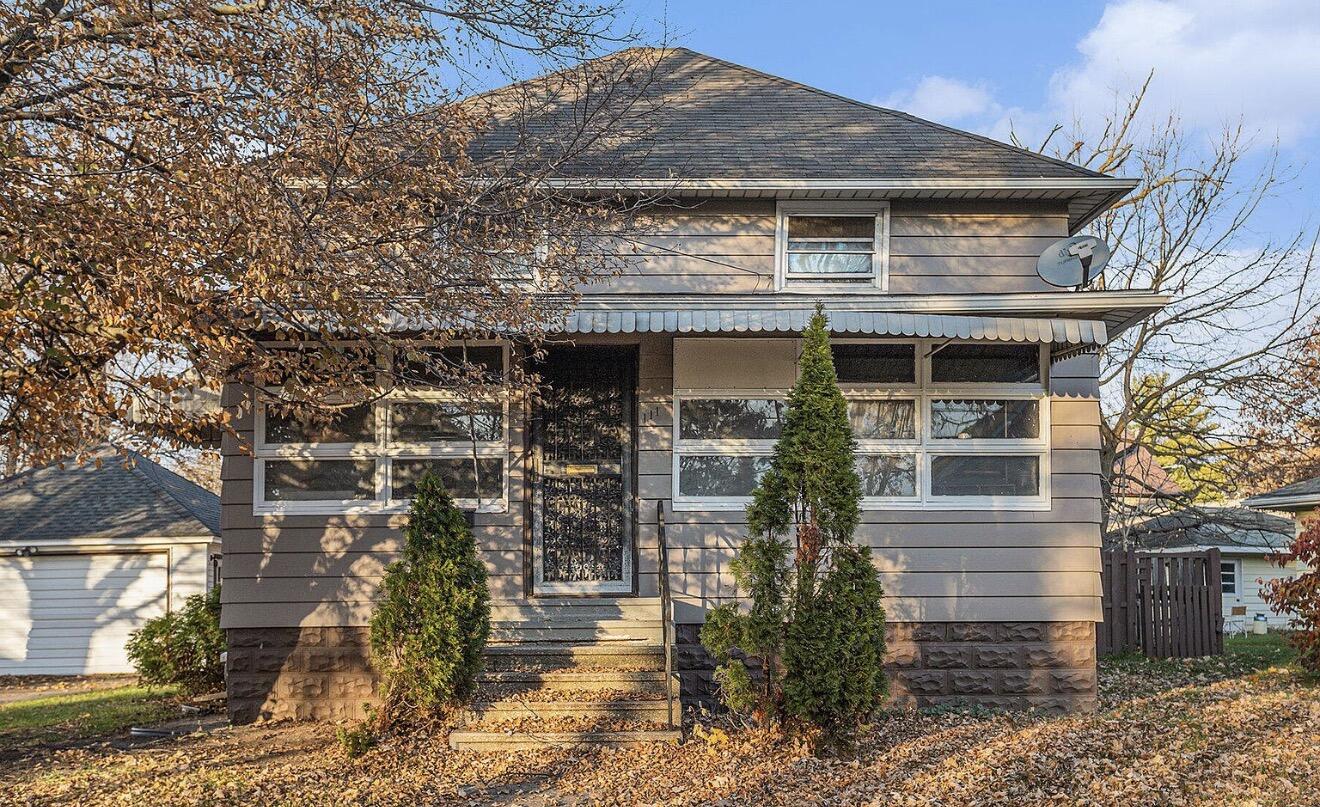 111 River Drive