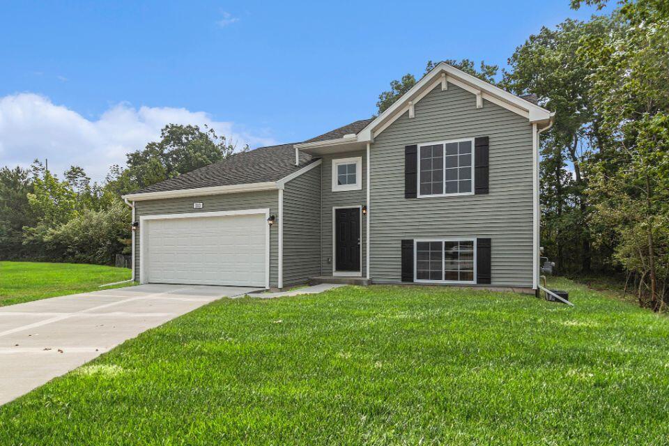 724 Manorwood Circle