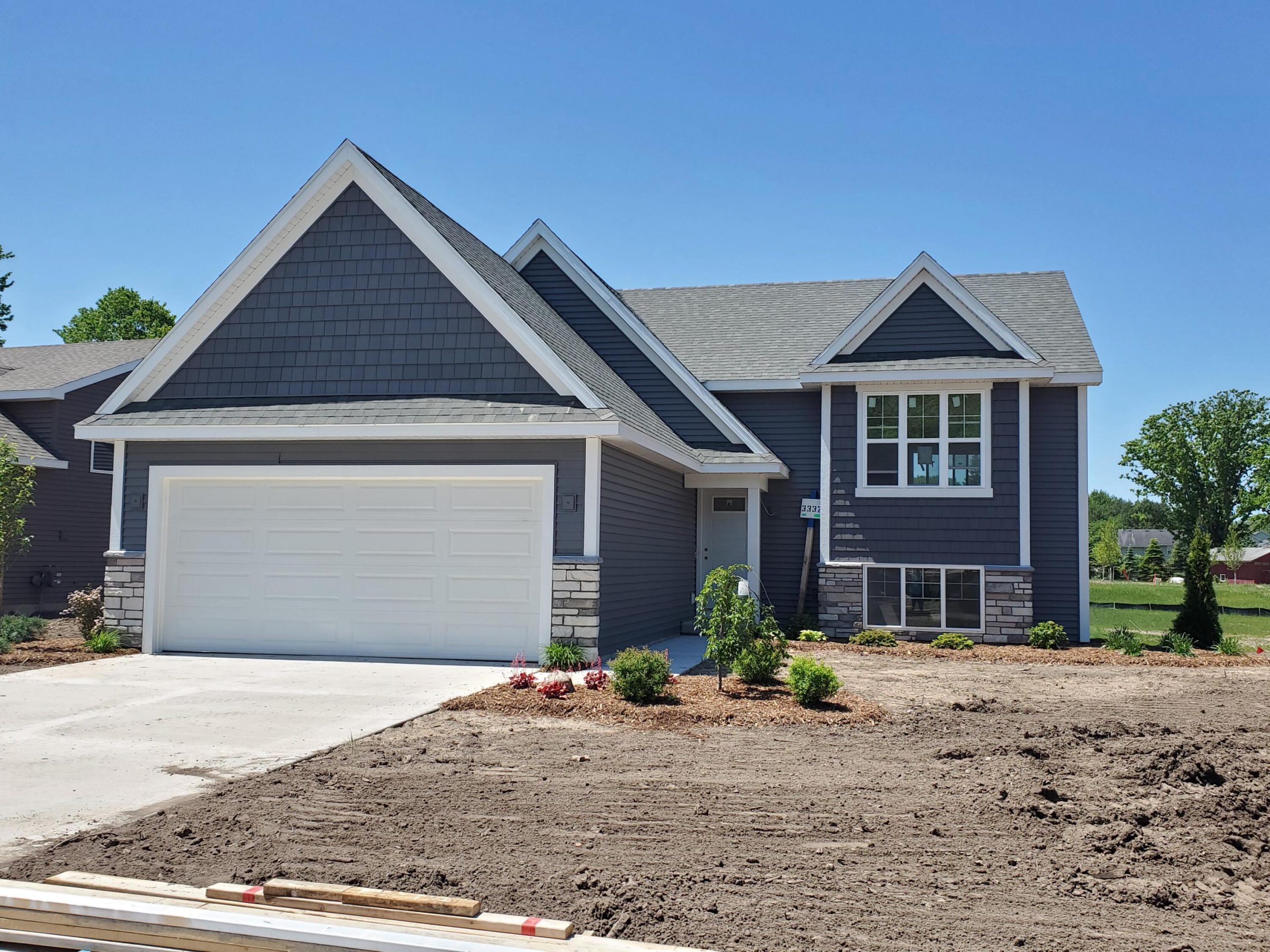 3332 Nature View Drive SE