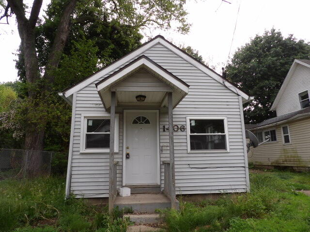 1406 Roosevelt Avenue