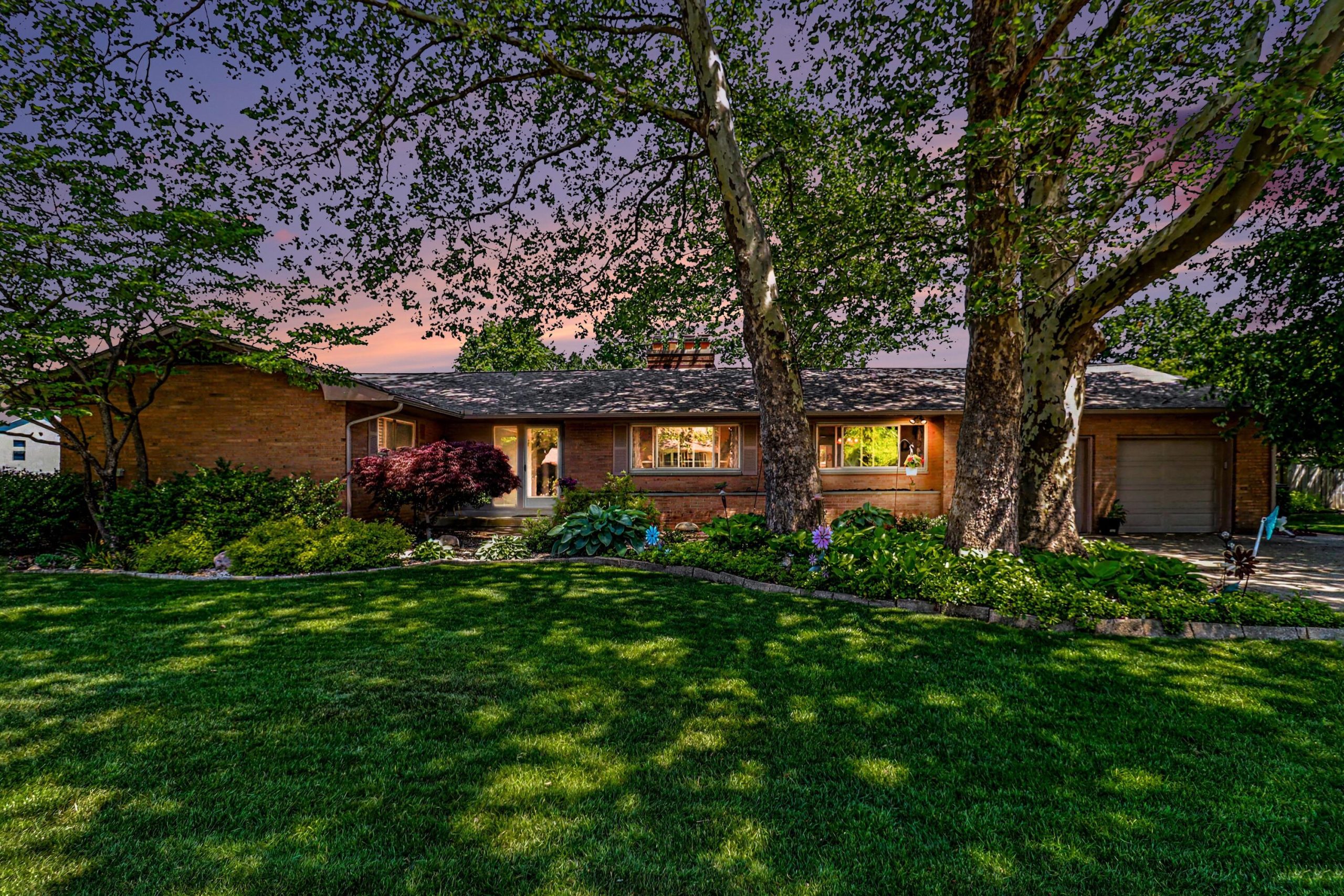 3666 Aaron Avenue SW
