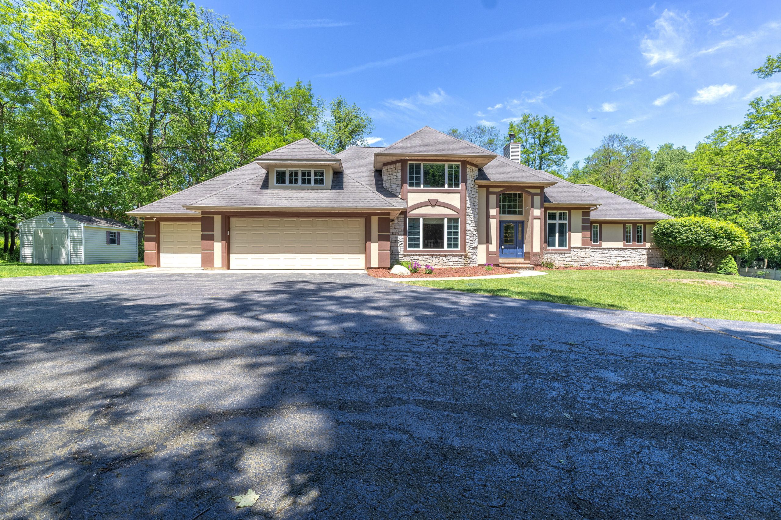 1722 W Kilgore Road