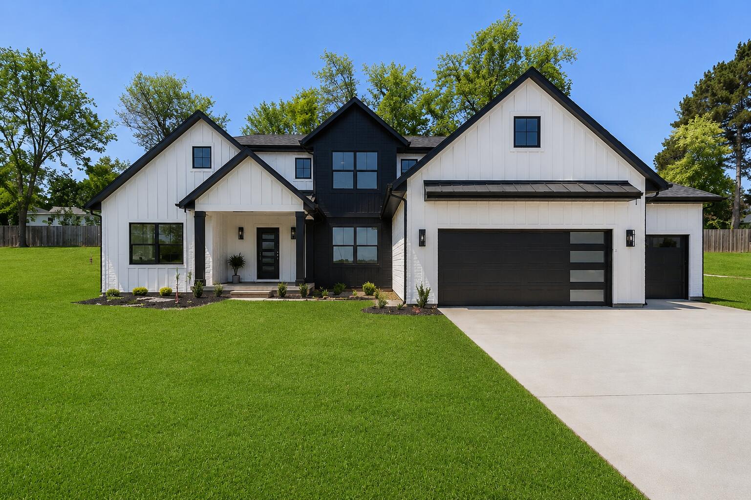 383 Rogue River View Drive NE