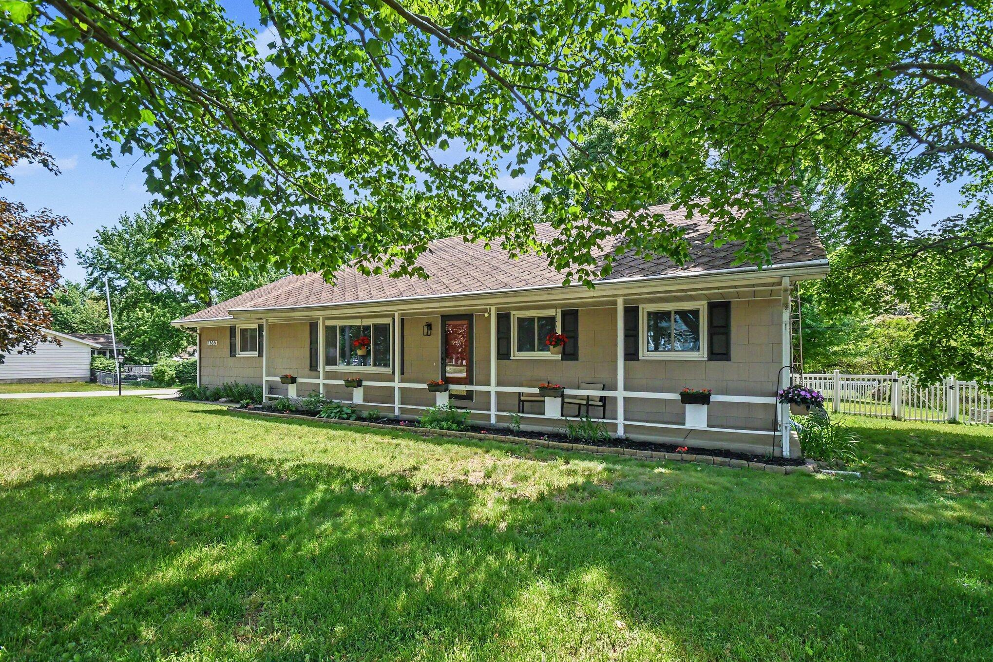 1366 Maiden Lane