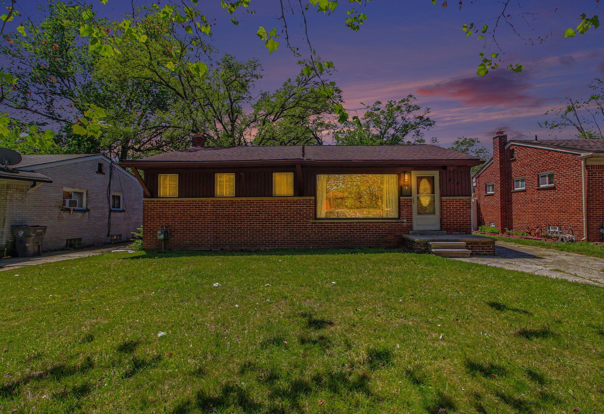 610 Western Street