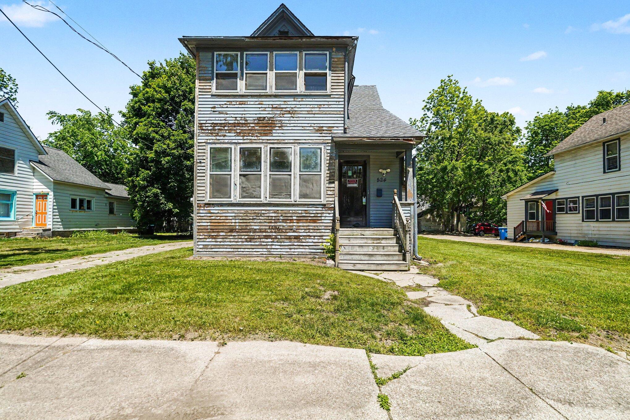 524 Forest Street