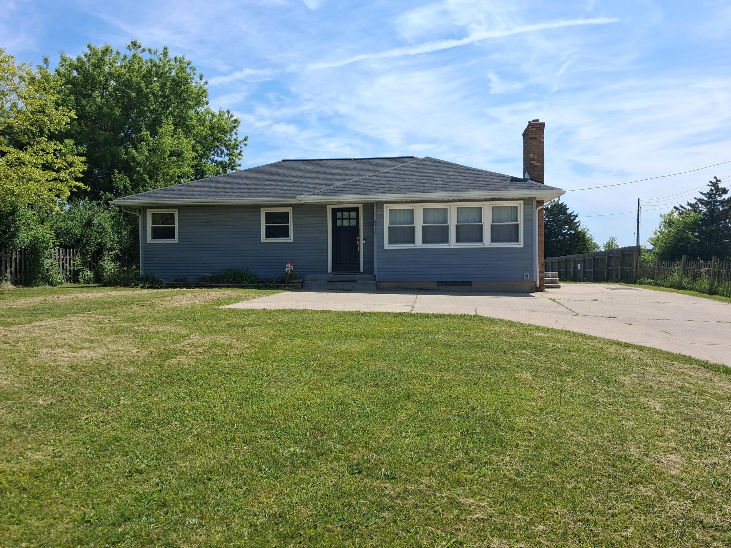 2716 Ridgemoor Drive SE