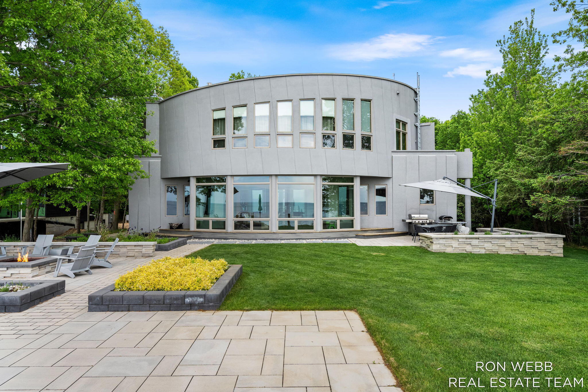 1234 Shorecrest Drive