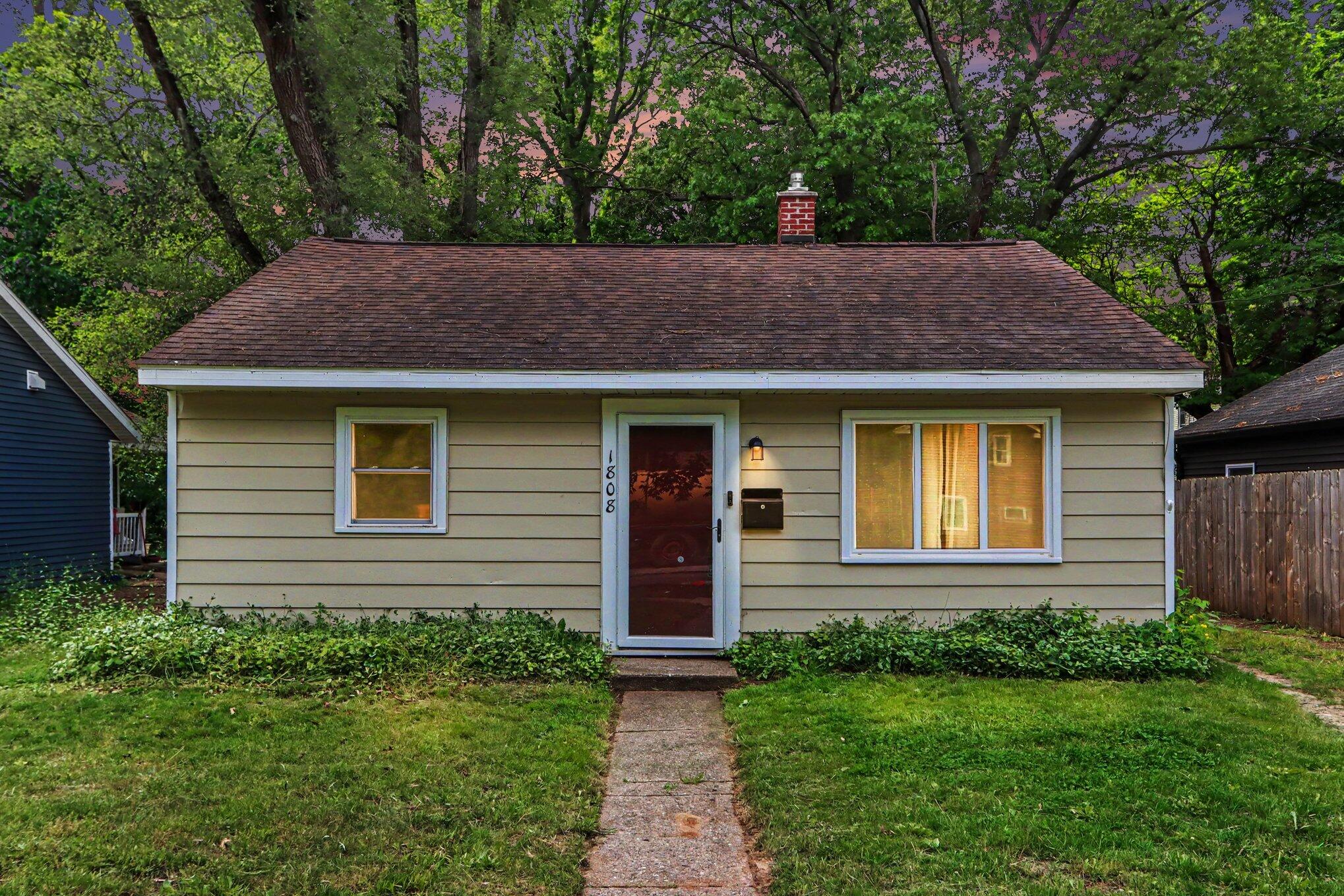 1808 Elder Street