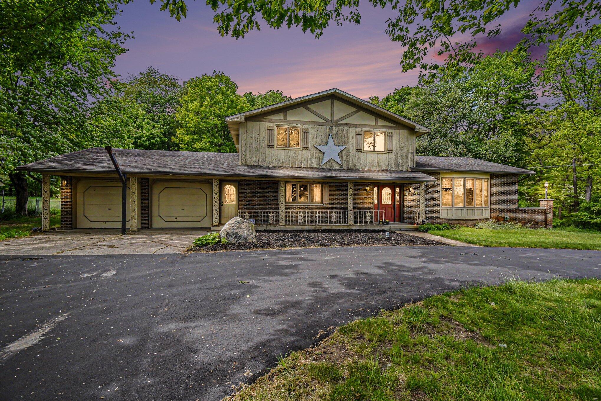 5269 Kenowa Avenue SW