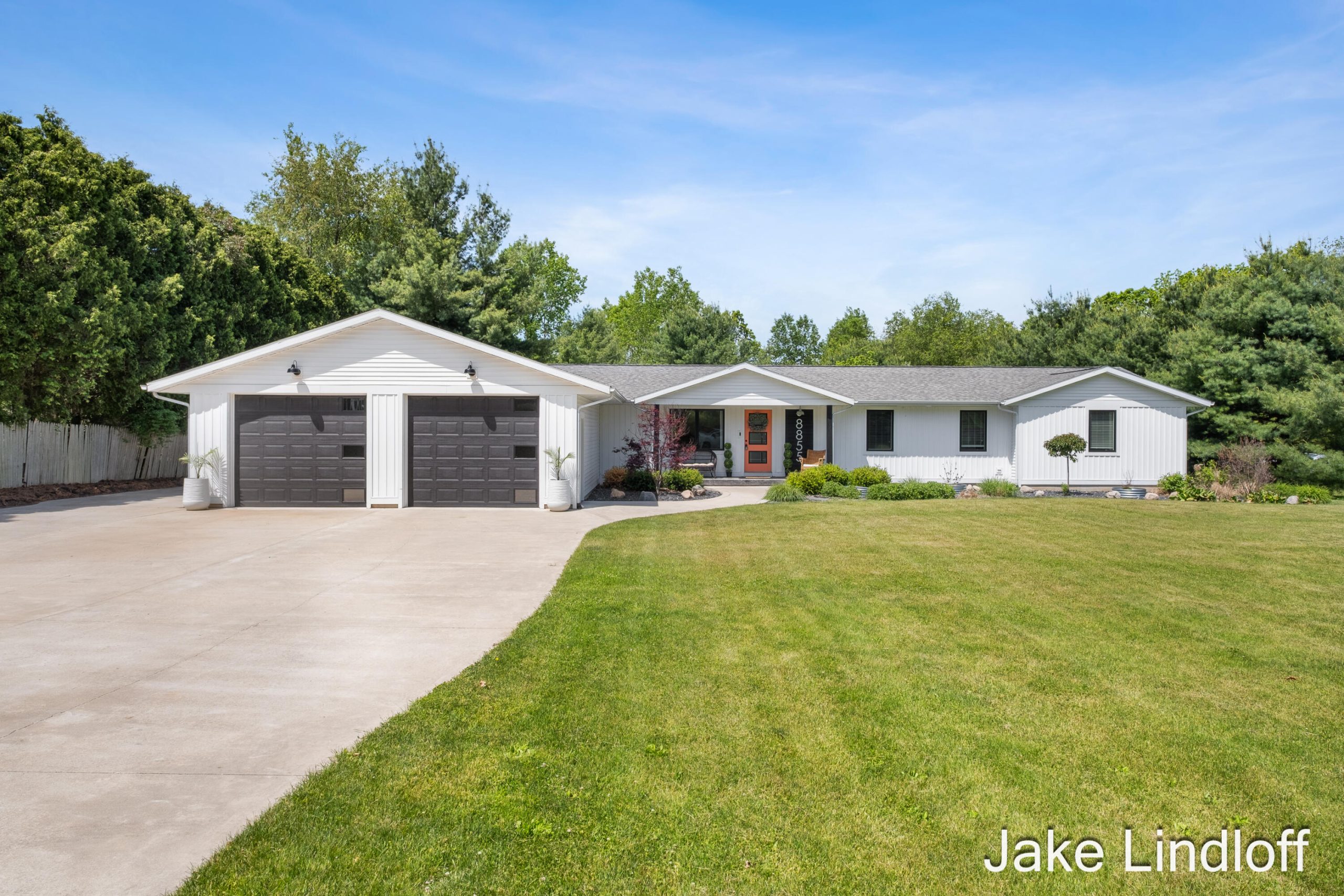 8855 Myers Lake Avenue NE