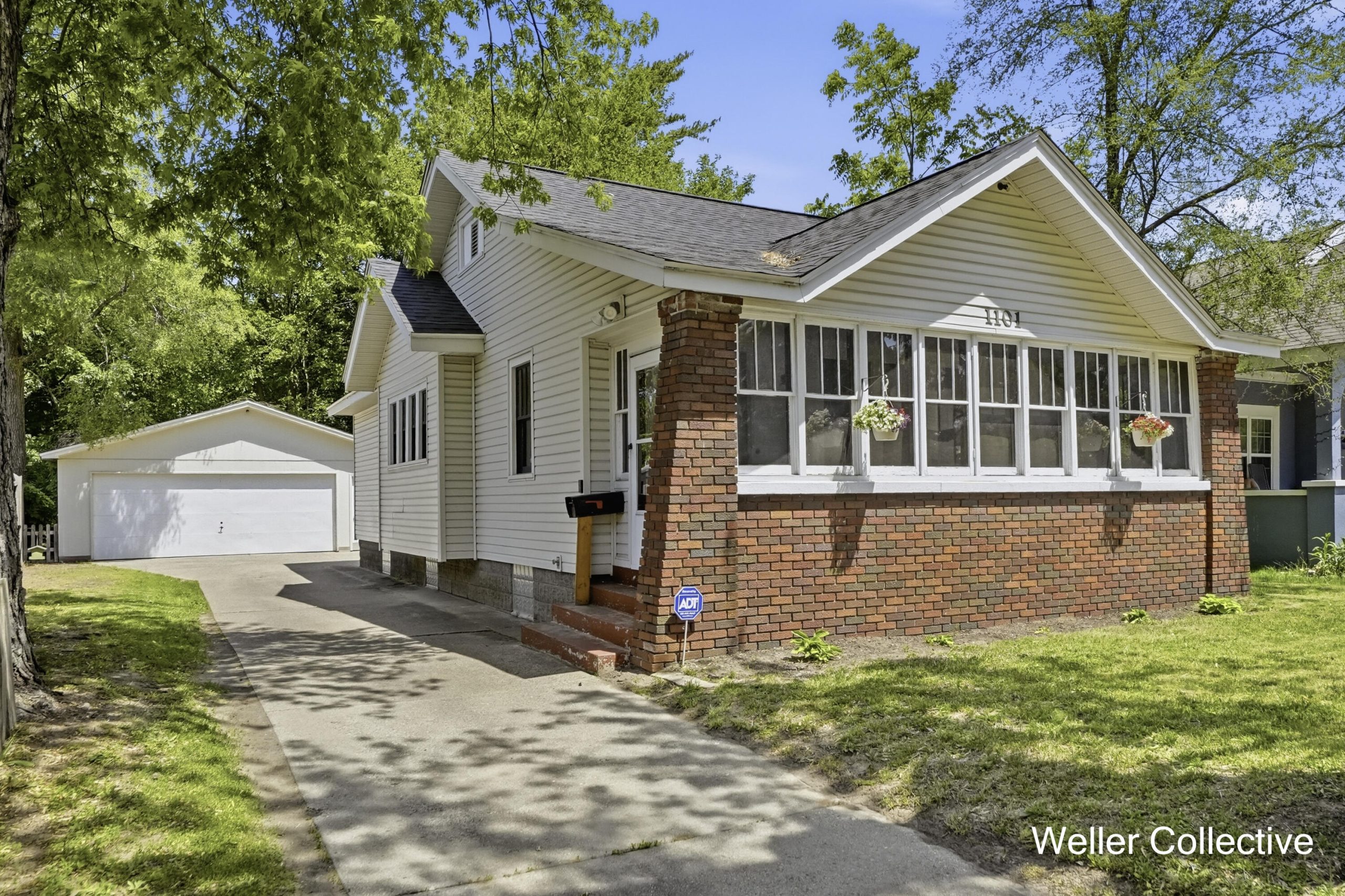 1101 Burton Street SE