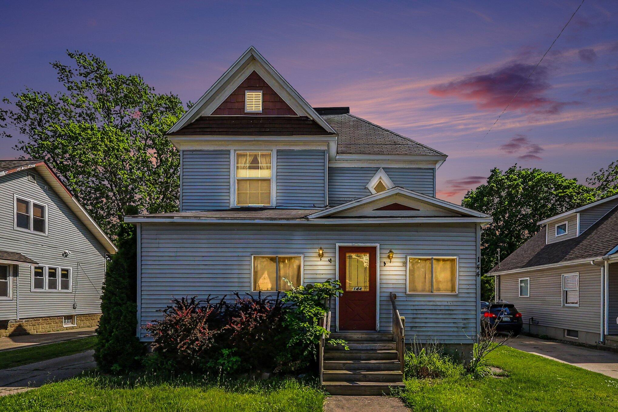 144 E 16th Street