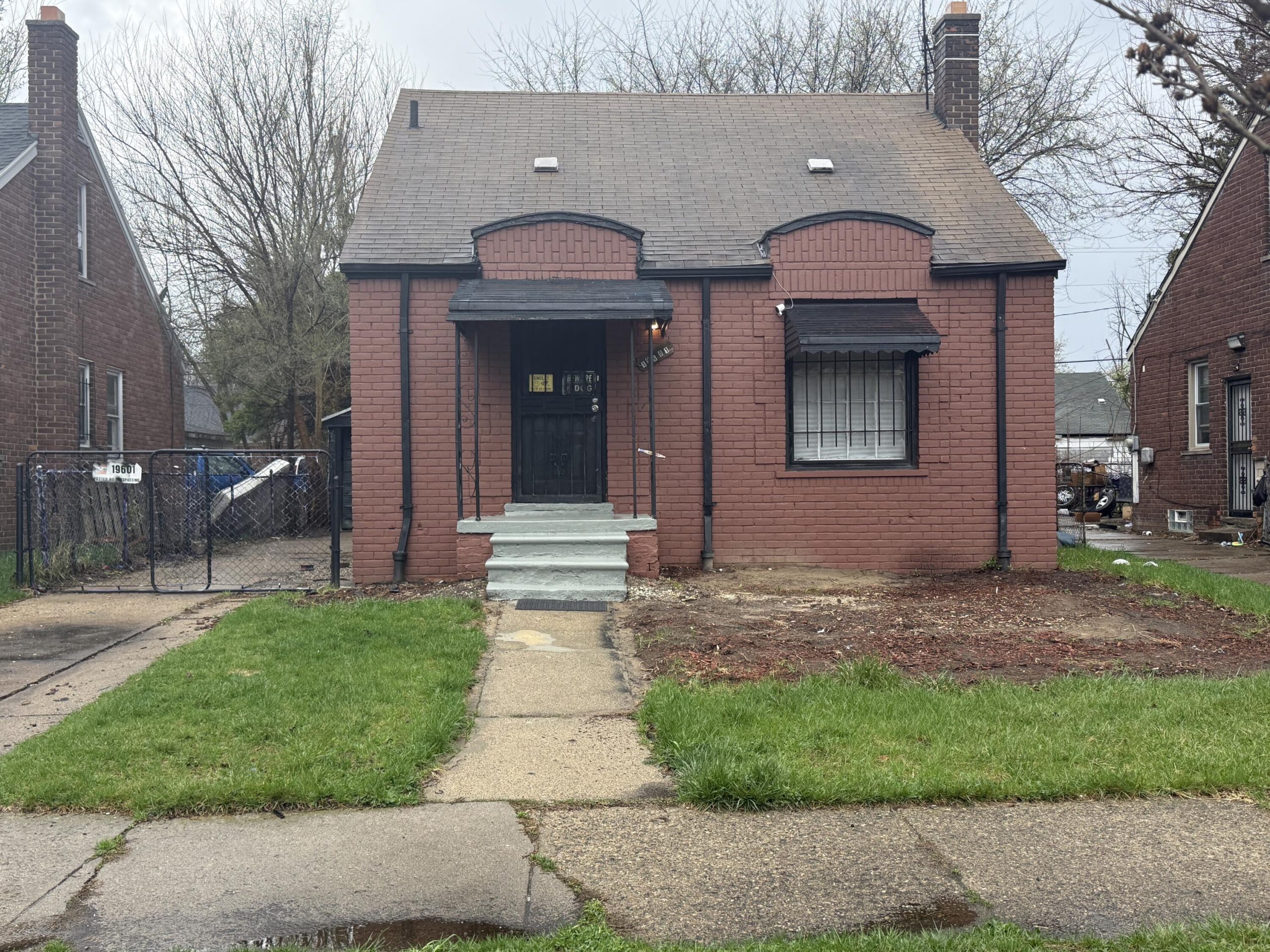 19601 Hamburg Street