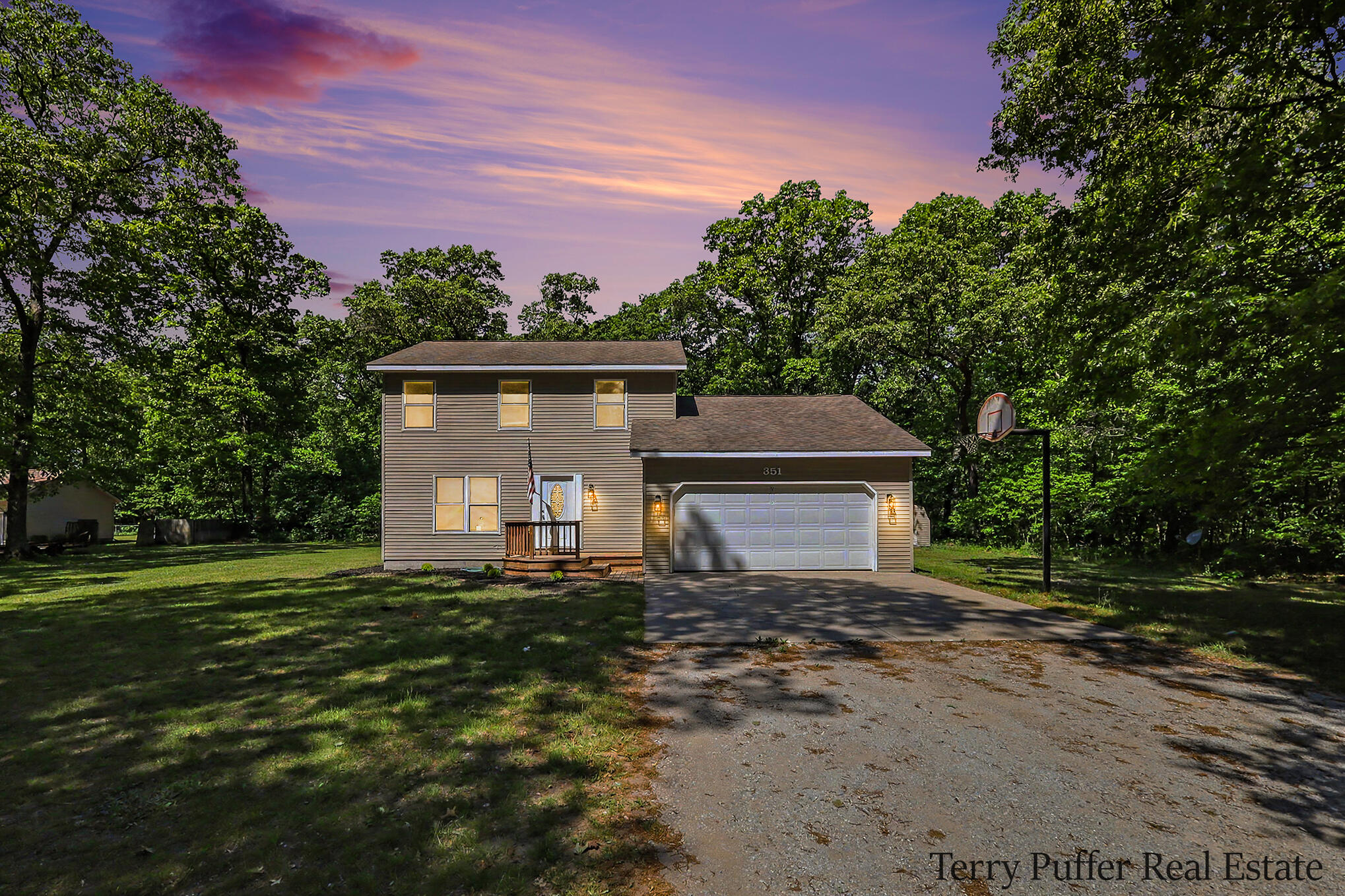351 N Hilton Park Road