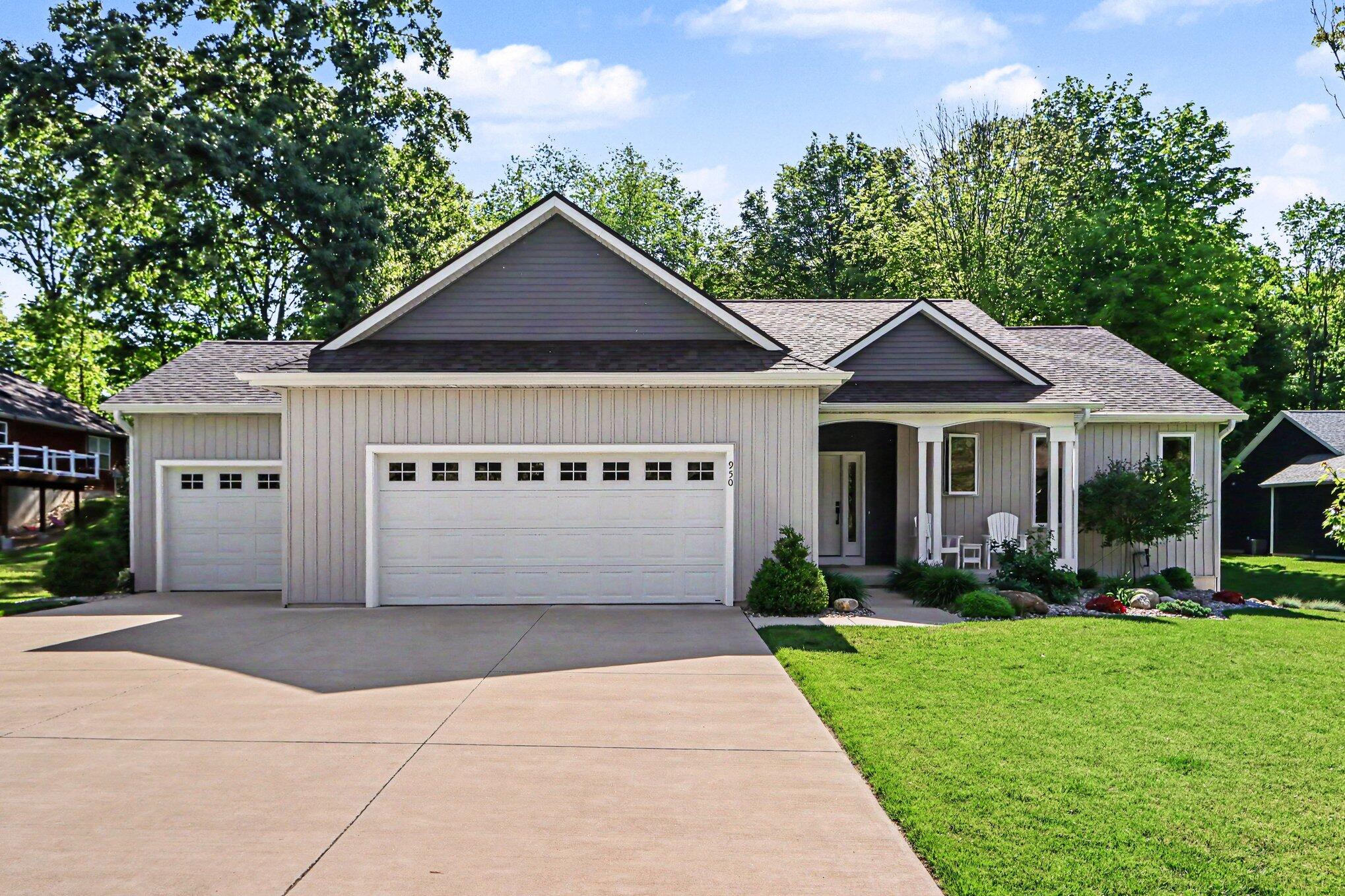 950 Doolittle Court