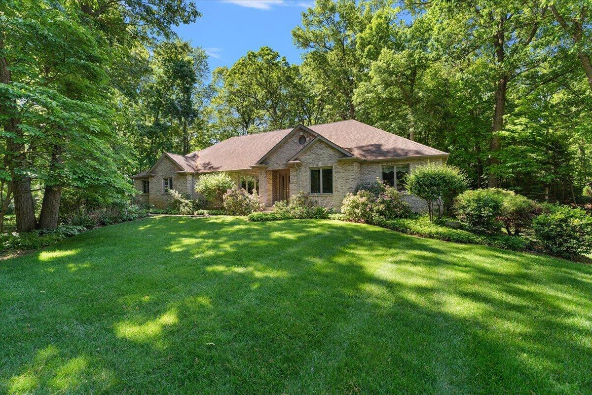 71370 Forest Eagle Lane
