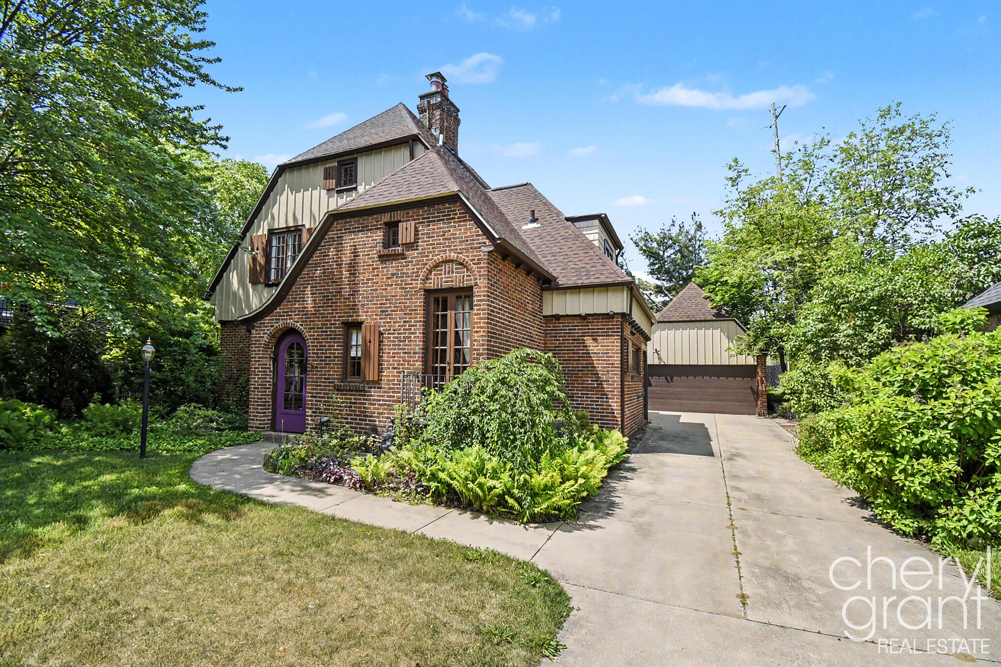 1139 Cadillac Drive SE
