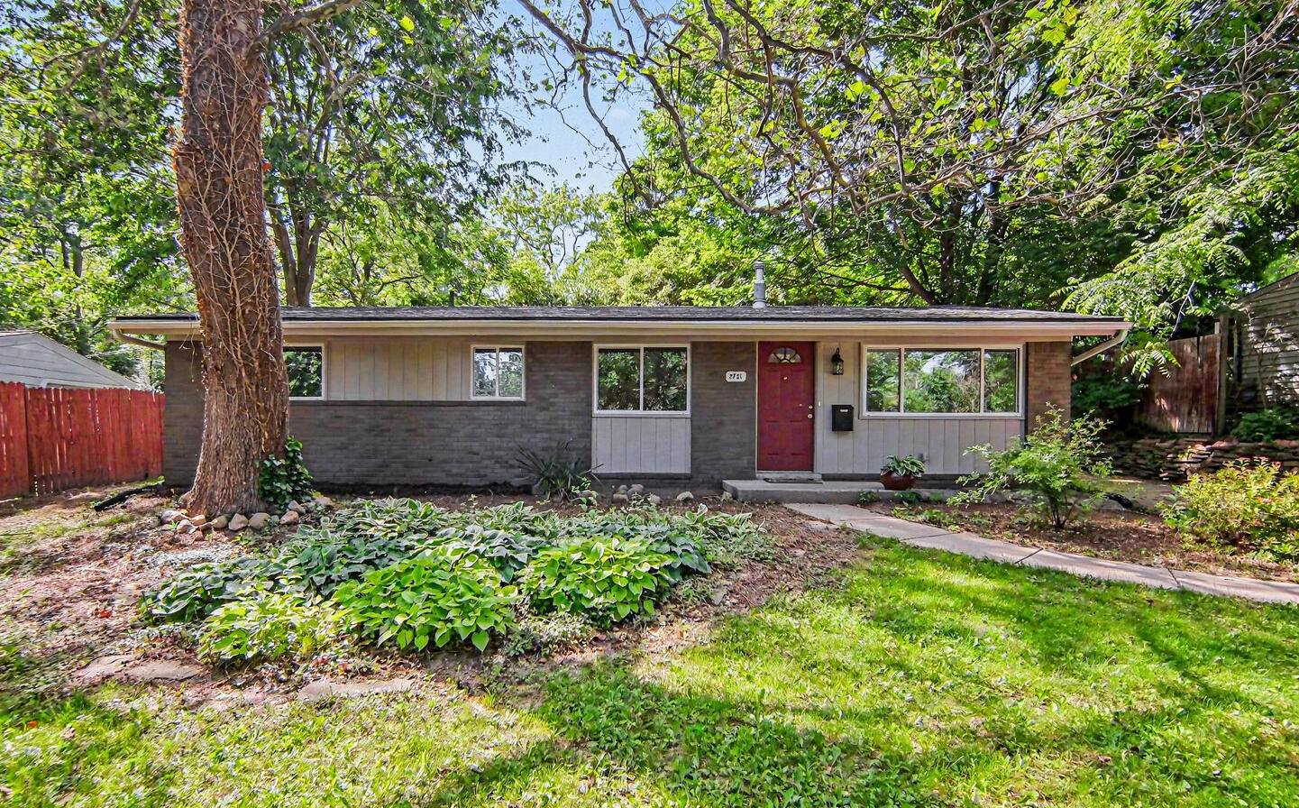 2731 Canterbury Road