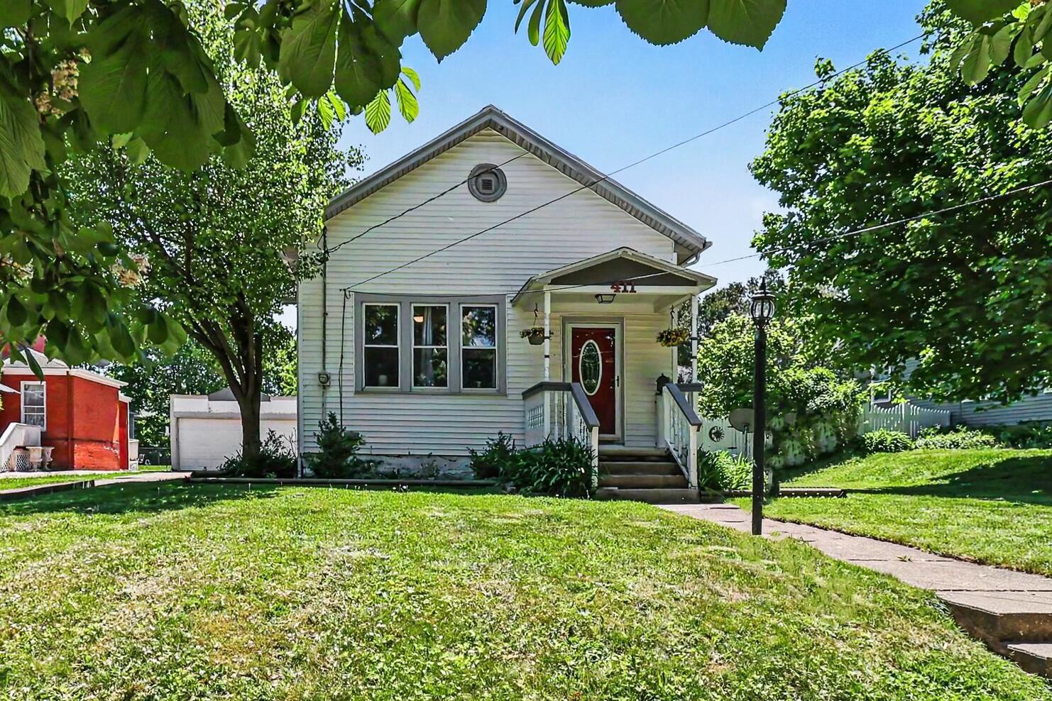 411 5th Street