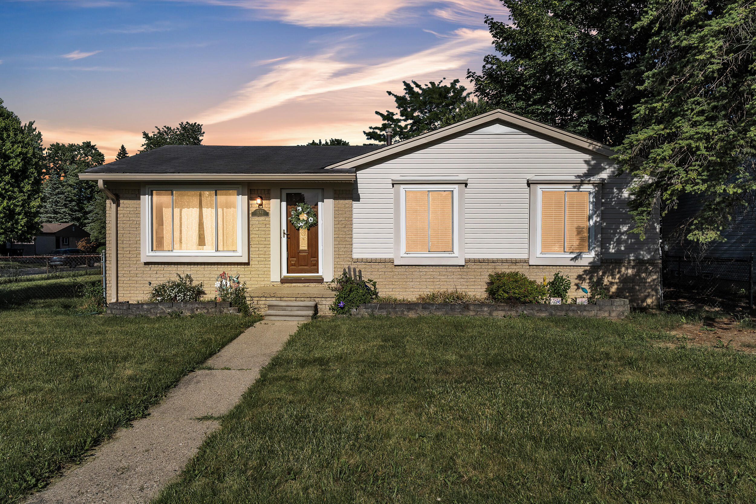 1243 Springer Street